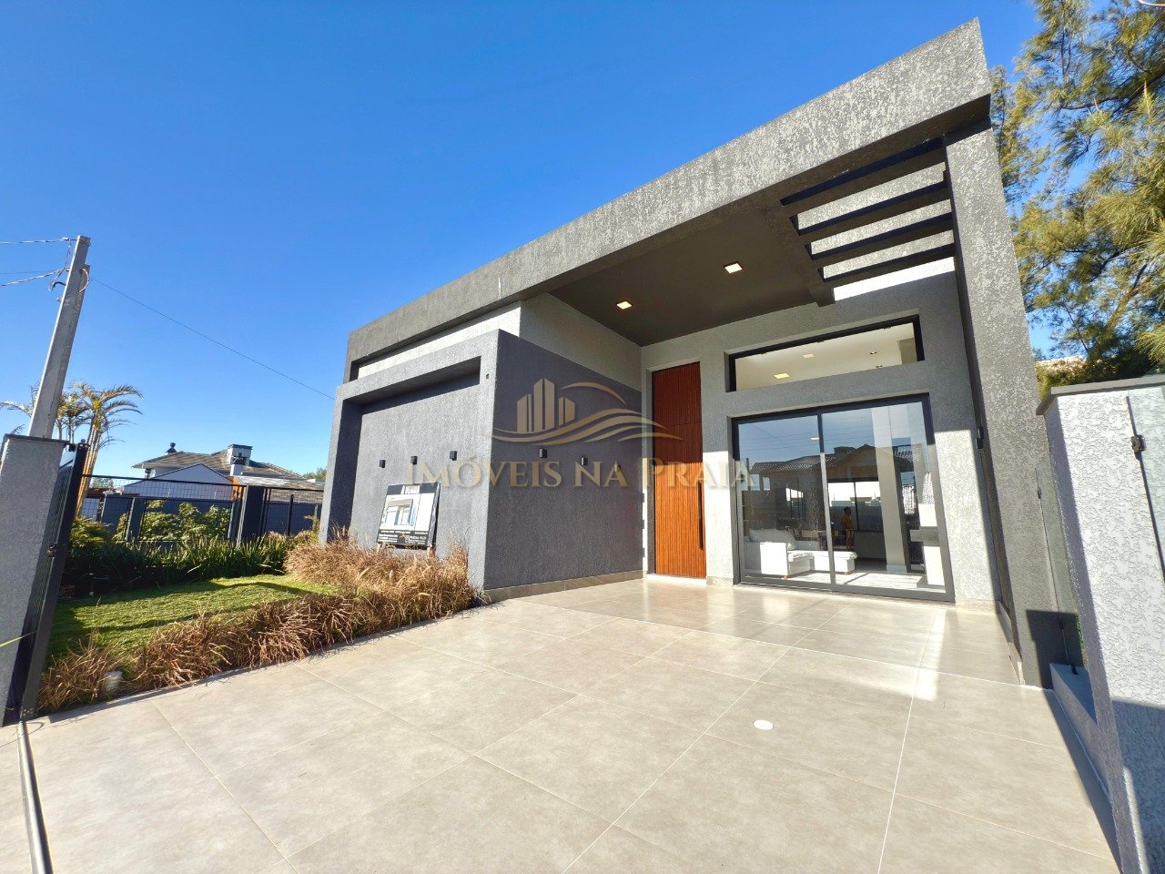 Foto 2 — Casa 4 dormitórios no bairro Noiva do Mar