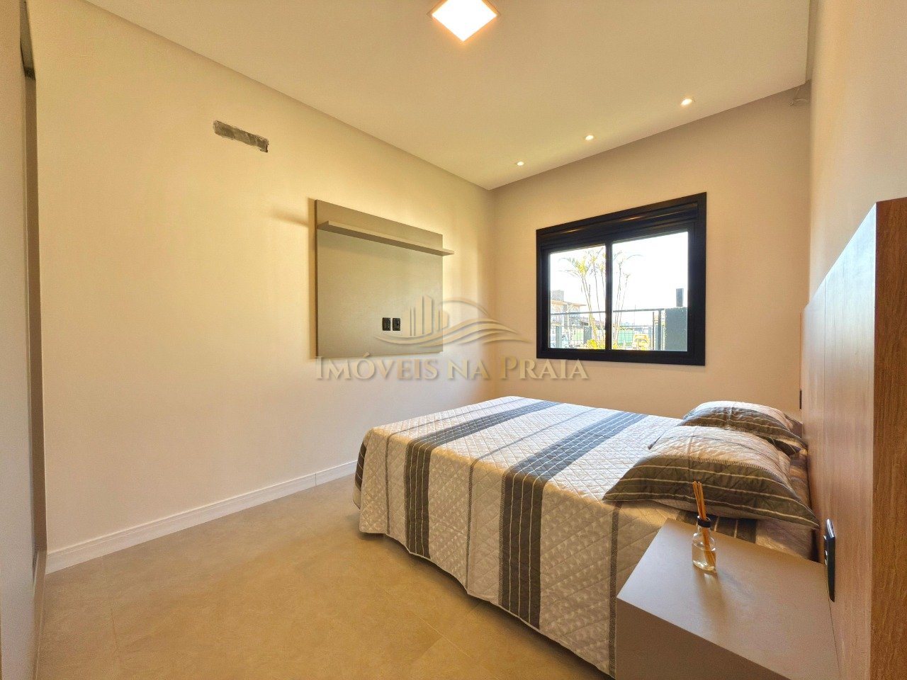 Foto 14 — Casa 4 dormitórios no bairro Noiva do Mar