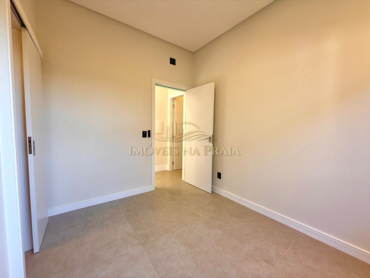 Foto 16 — Casa 4 dormitórios no bairro Noiva do Mar