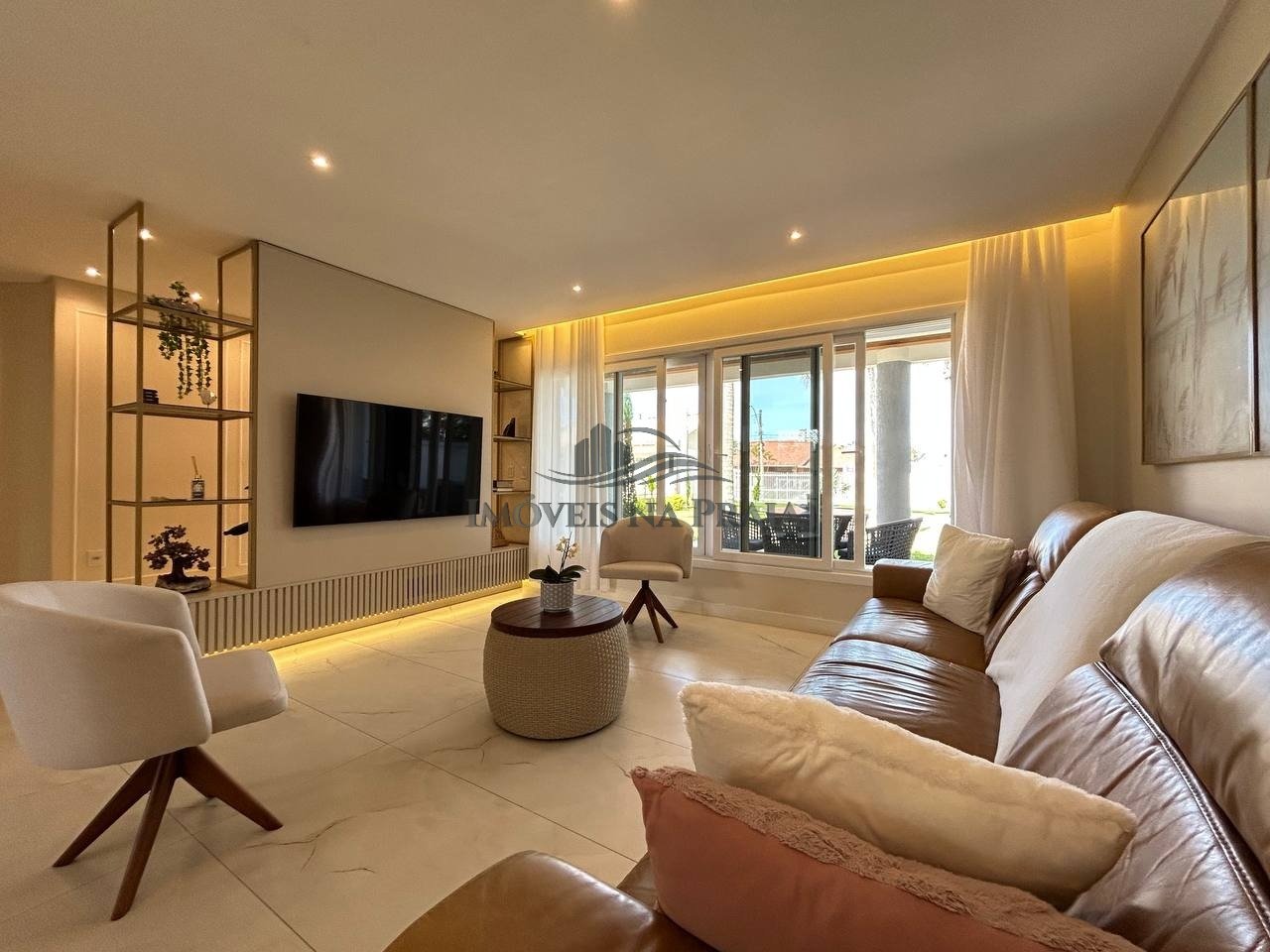 Foto 5 — Casa 4 dormitórios no bairro Atlântida