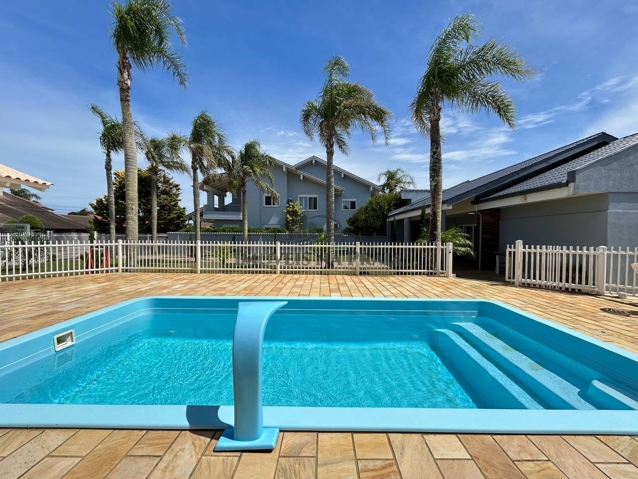 Foto 17 — Casa 4 dormitórios no bairro Atlântida