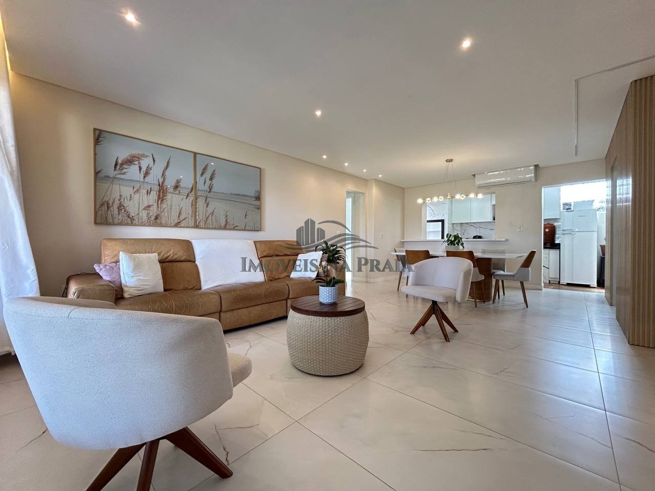 Foto 7 — Casa 4 dormitórios no bairro Atlântida