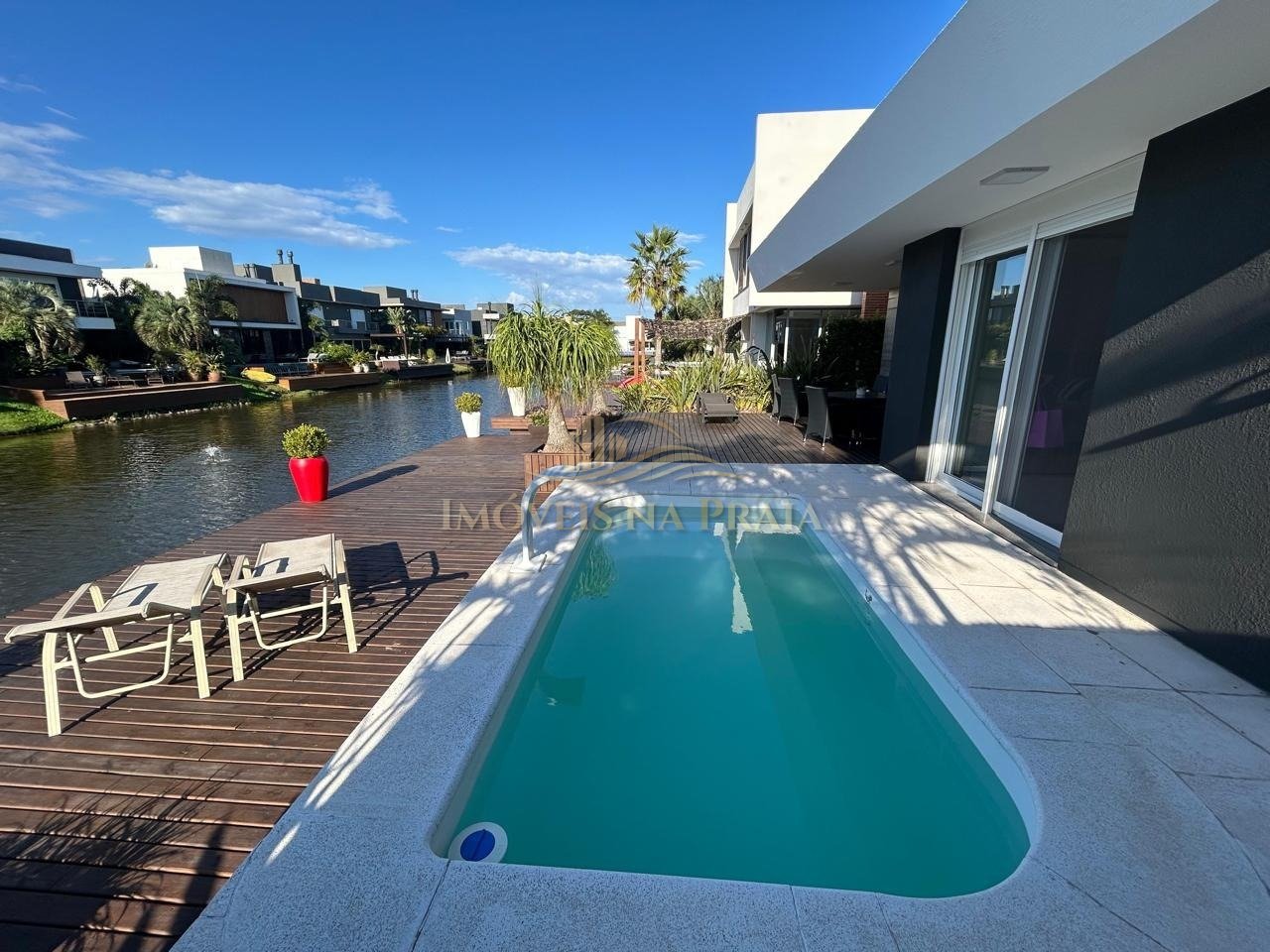 Foto 15 — Casa em Condomínio 4 dormitórios no bairro Malibu Beach Residence