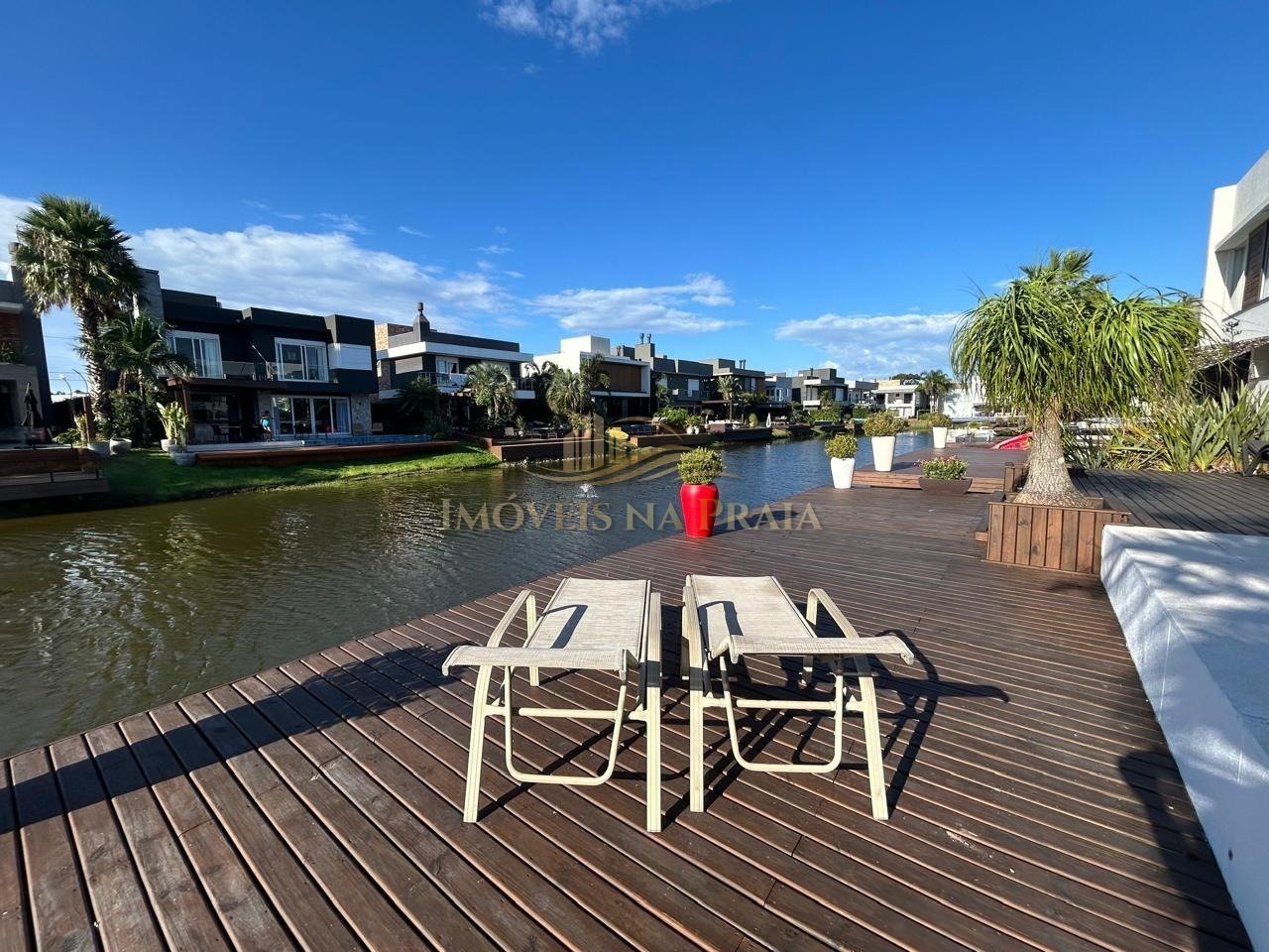 Foto 18 — Casa em Condomínio 4 dormitórios no bairro Malibu Beach Residence