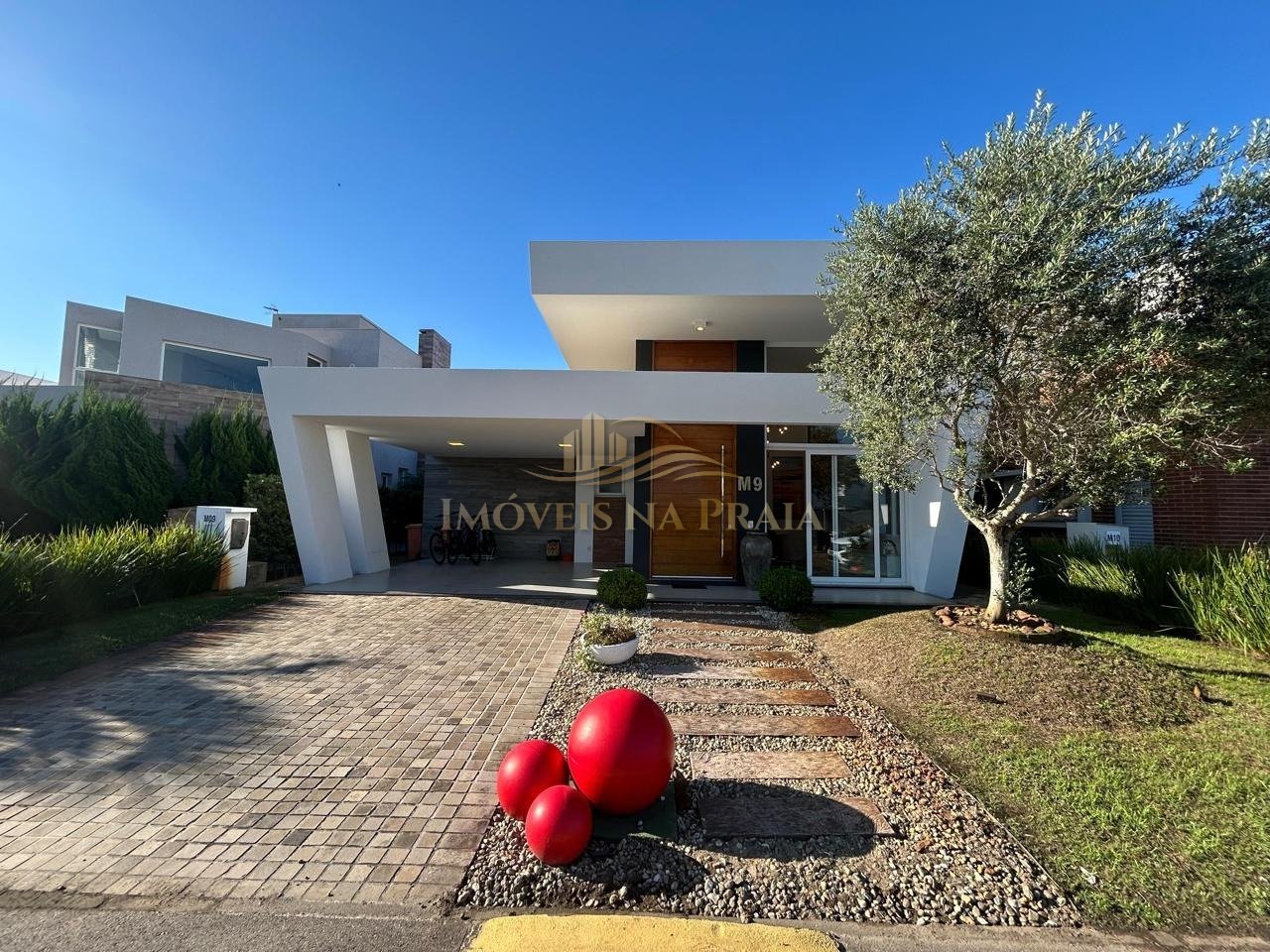 Casa em Condomínio 4 dormitórios no bairro Malibu Beach Residence