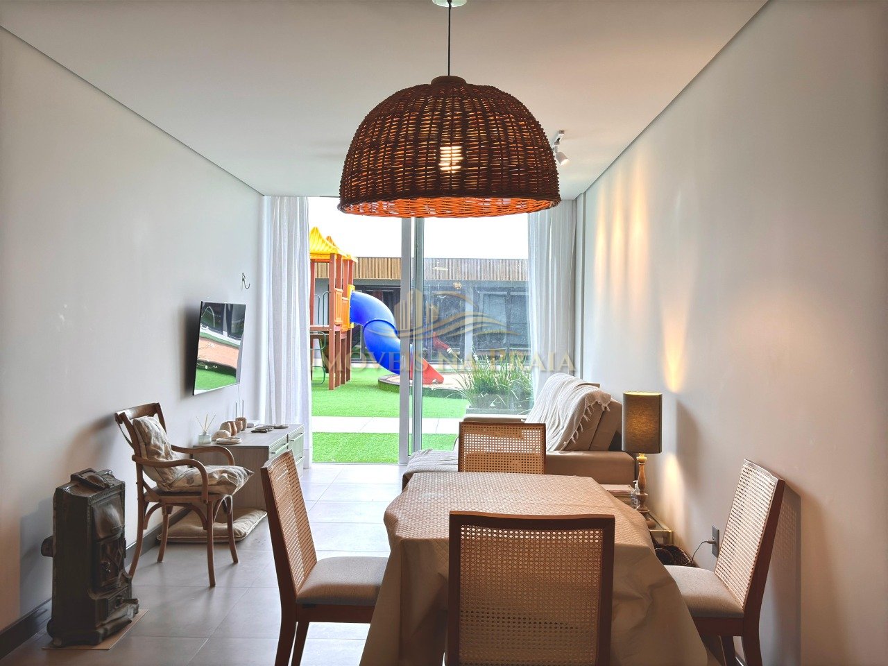 Apartamento 2 dormitórios no bairro Livin Resort House