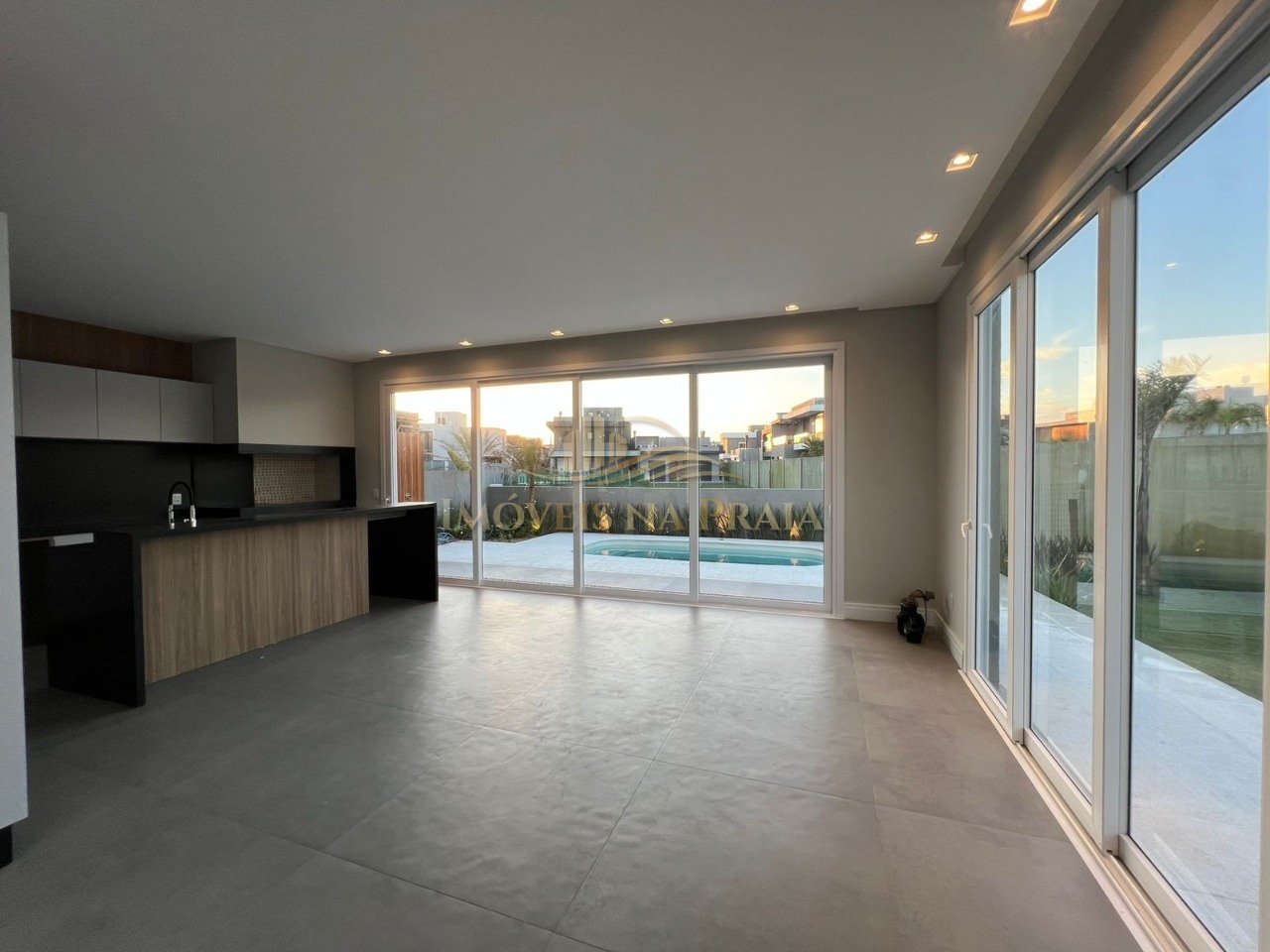 Foto 7 — Casa em Condomínio 4 dormitórios no bairro Sunset