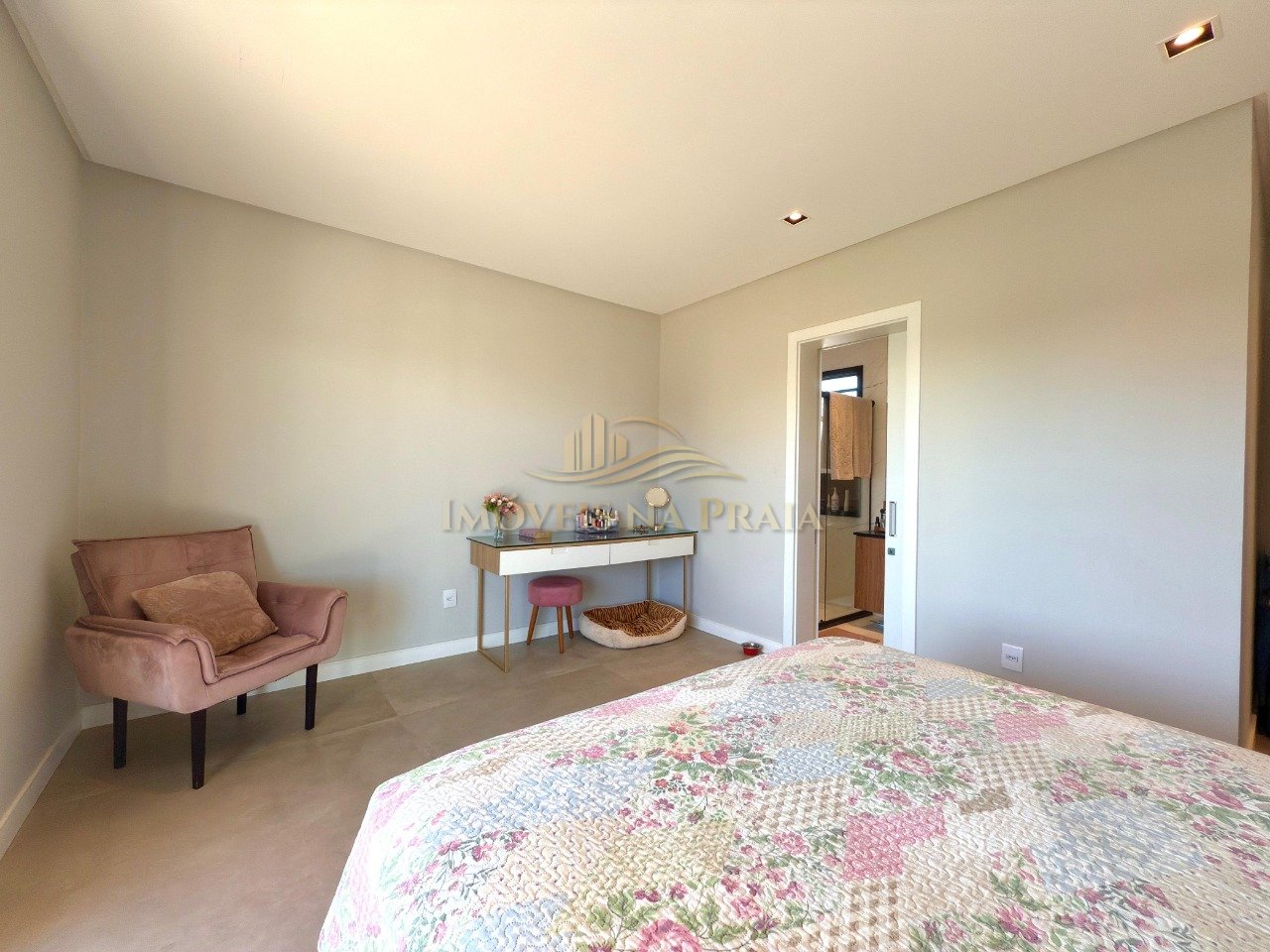 Foto 19 — Casa em Condomínio 5 dormitórios no bairro Sunset