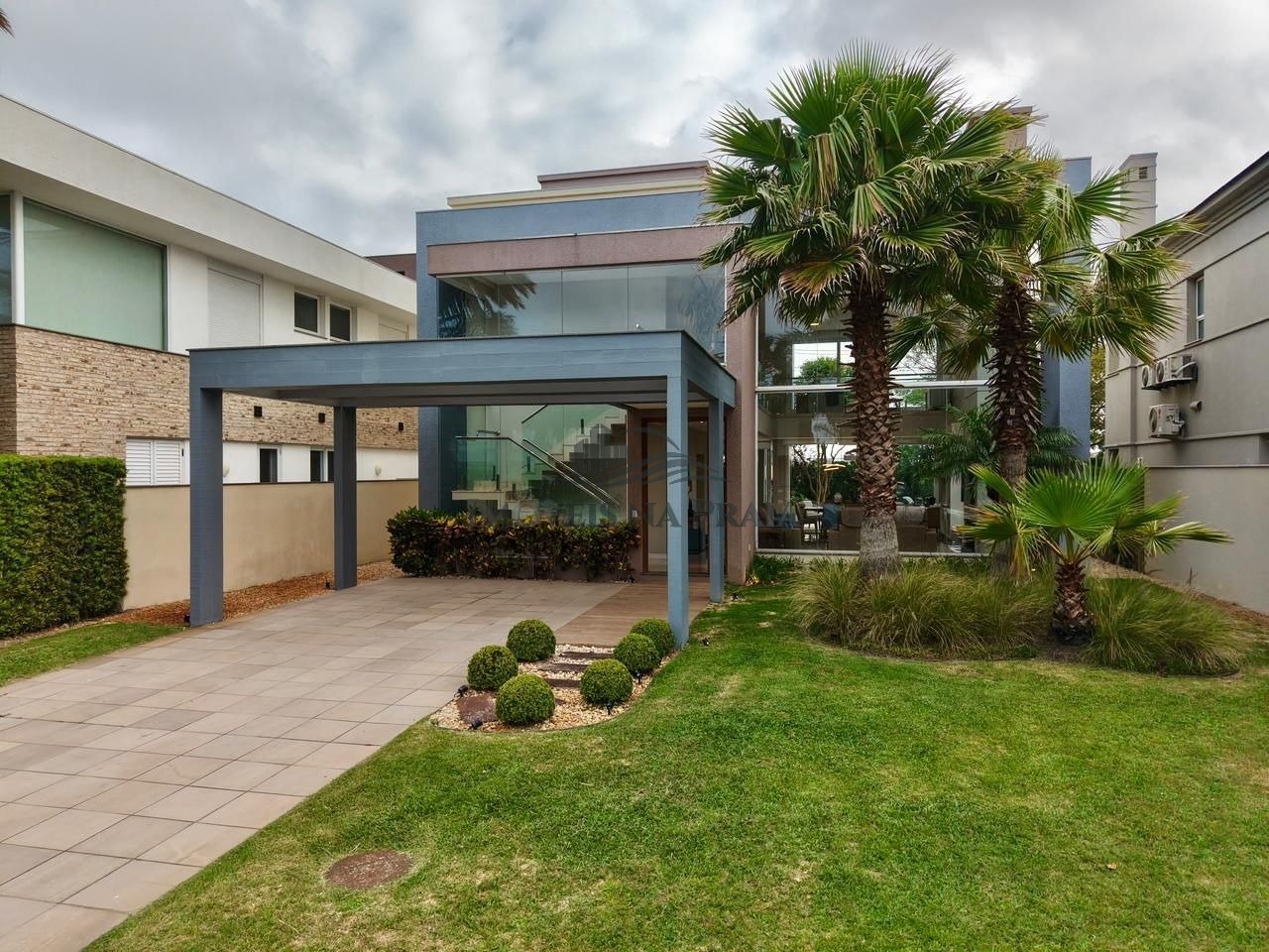 Casa em Condomínio 4 dormitórios no bairro Bosques de Atlântida