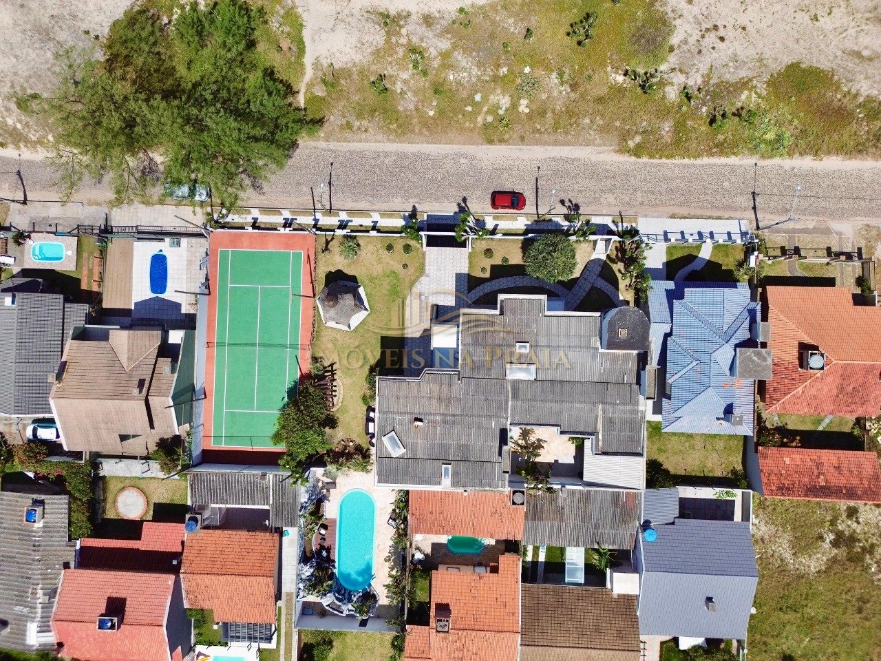 Foto 8 — Casa 5 dormitórios no bairro Noiva do Mar