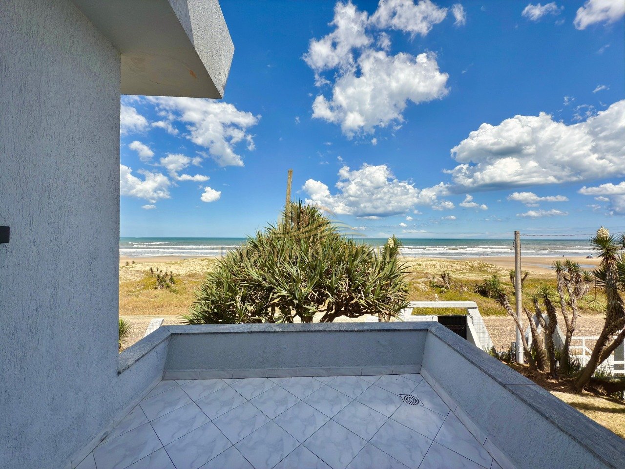 Foto 23 — Casa 5 dormitórios no bairro Noiva do Mar