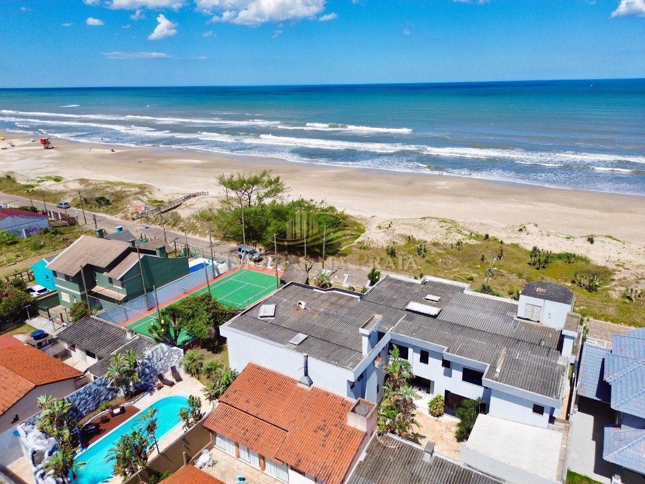 Foto 6 — Casa 5 dormitórios no bairro Noiva do Mar