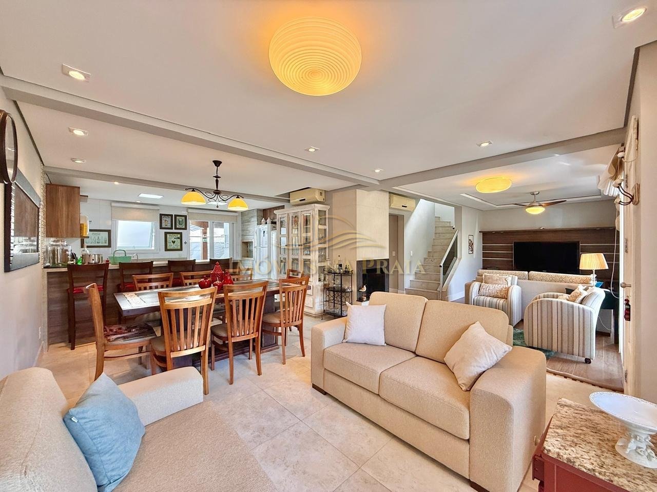 Casa em Condomínio 5 dormitórios no bairro Pacific Residence Club