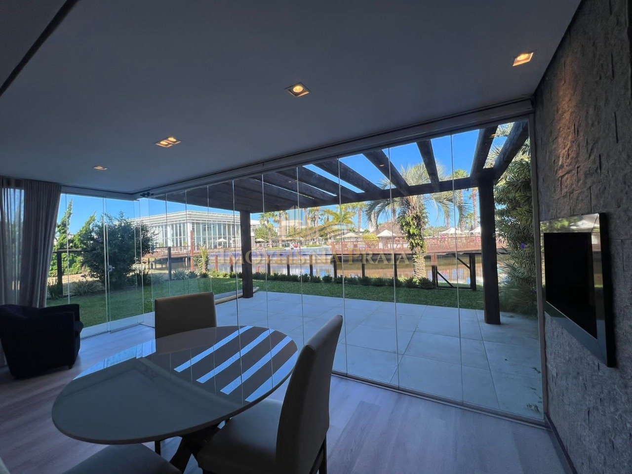 Foto 36 — Casa em Condomínio 4 Dormitório(s) Bairro Rossi At