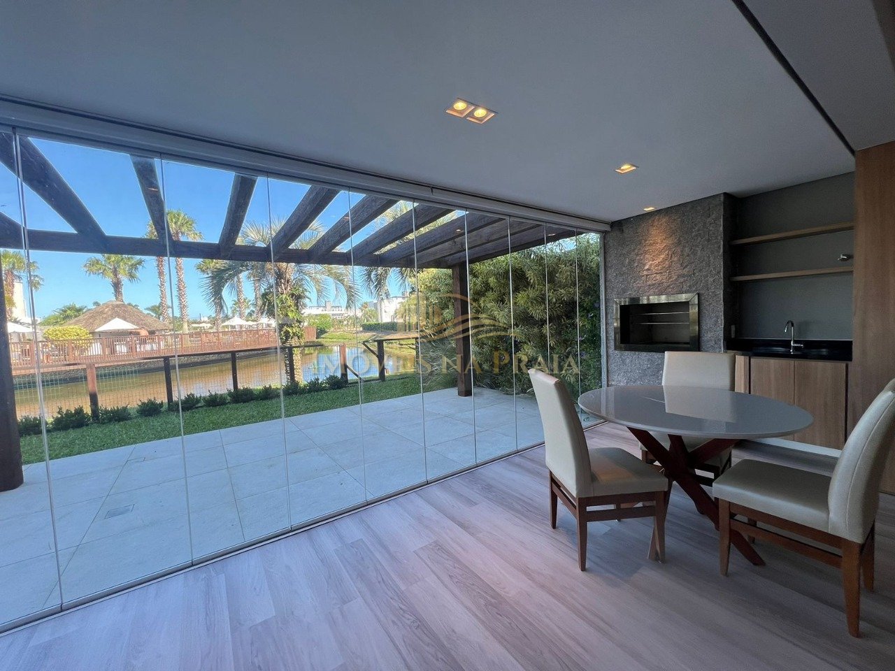 Foto 24 — Casa em Condomínio 4 Dormitório(s) Bairro Rossi At