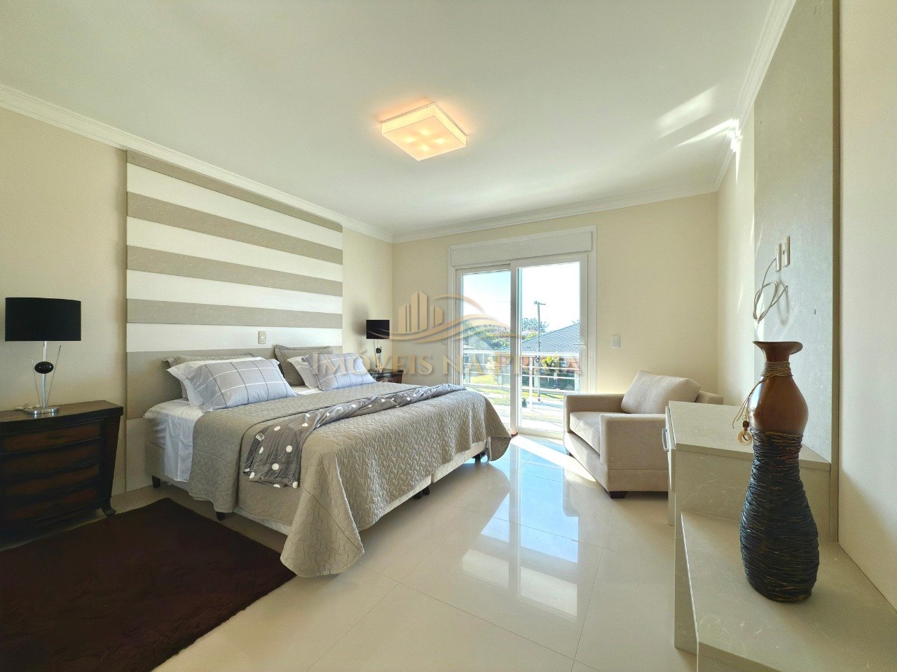 Foto 40 — Sobrado no Centro de Xangri-Lá