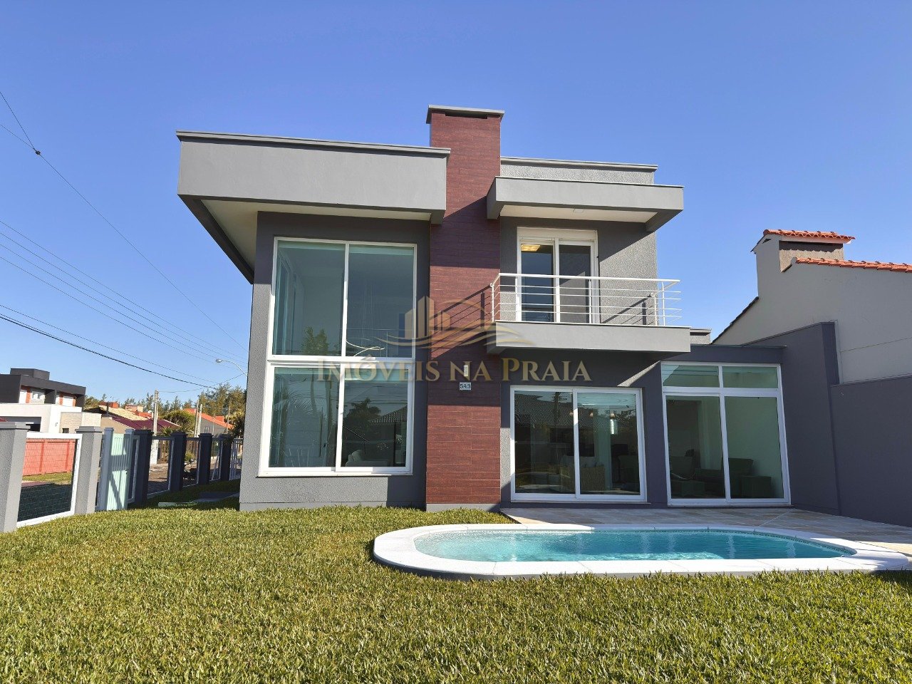 Foto 5 — Sobrado no Centro de Xangri-Lá