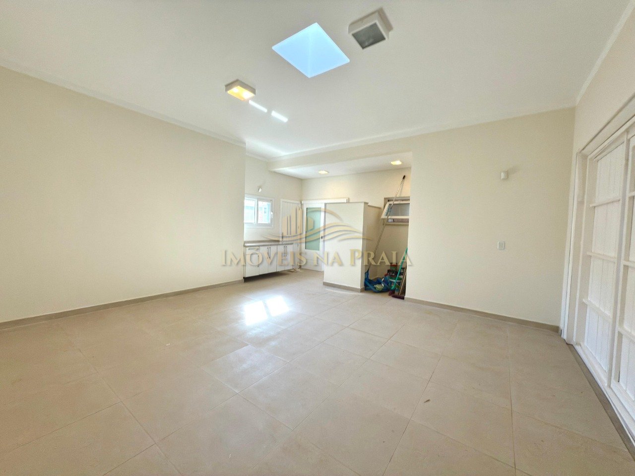 Foto 22 — Sobrado no Centro de Xangri-Lá