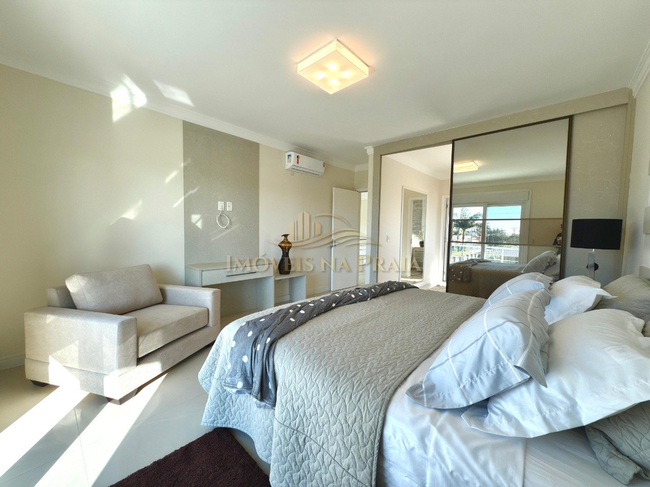 Foto 36 — Sobrado no Centro de Xangri-Lá