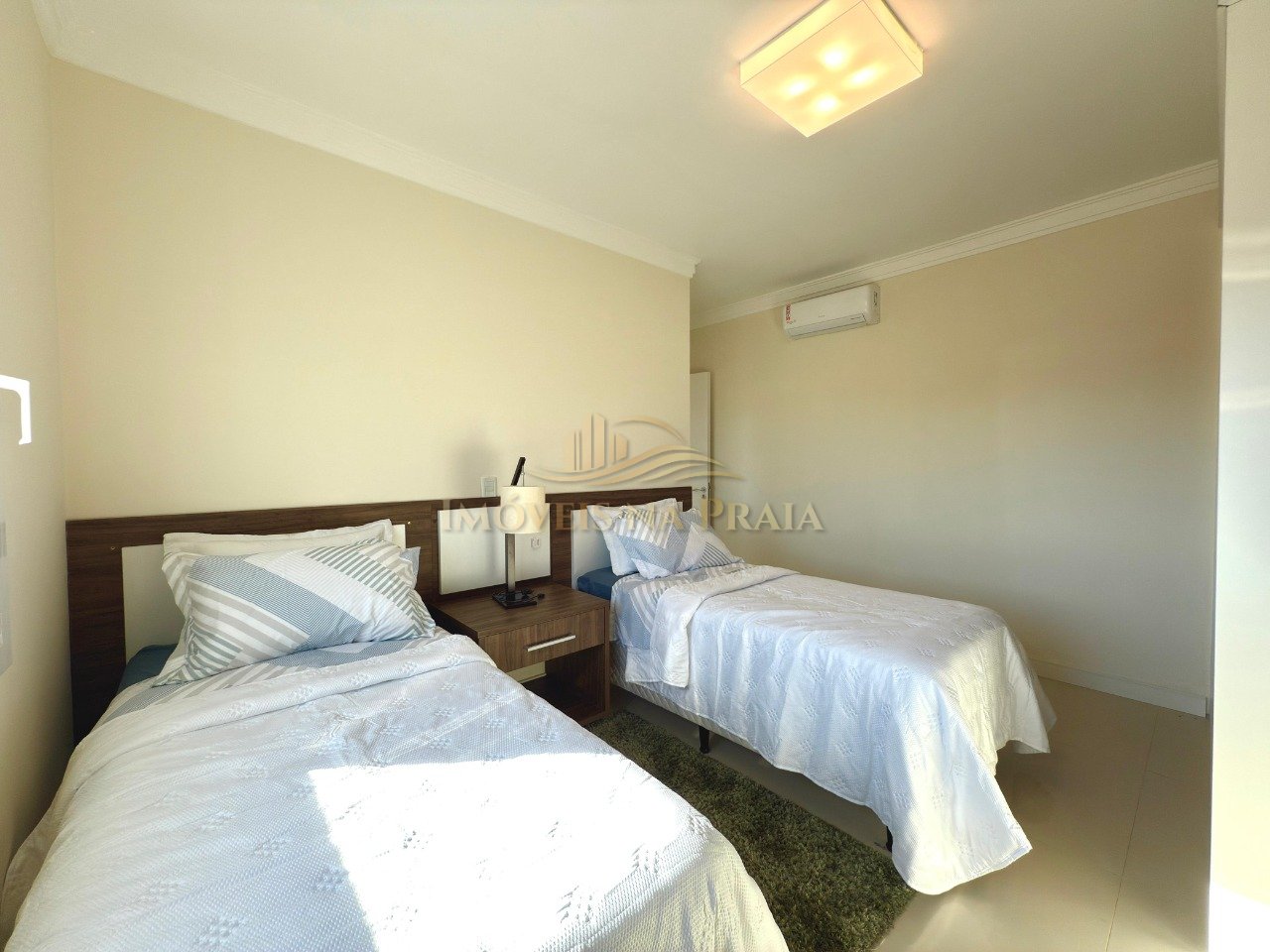 Foto 32 — Sobrado no Centro de Xangri-Lá