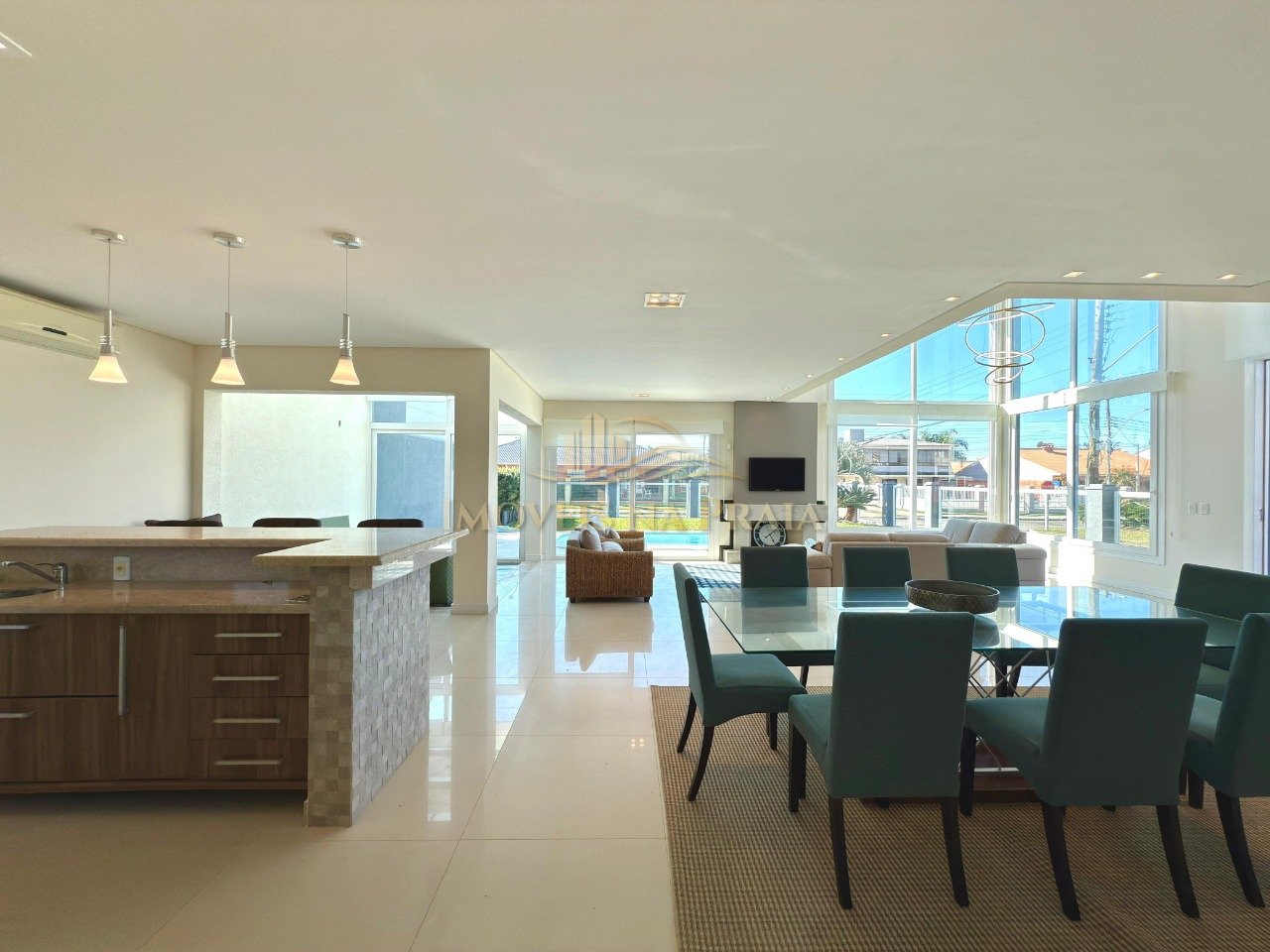 Foto 10 — Sobrado no Centro de Xangri-Lá