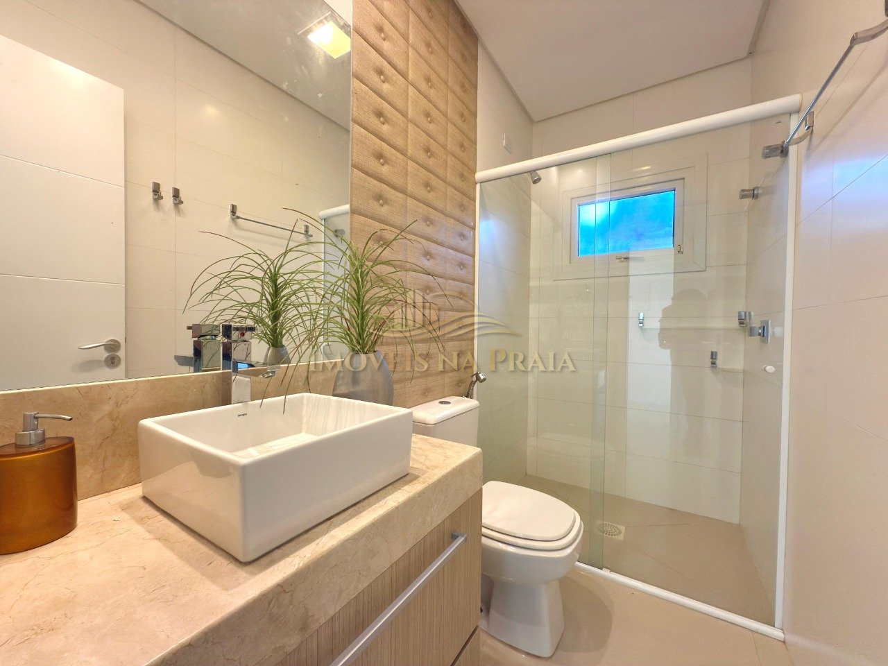 Foto 23 — Sobrado no Centro de Xangri-Lá