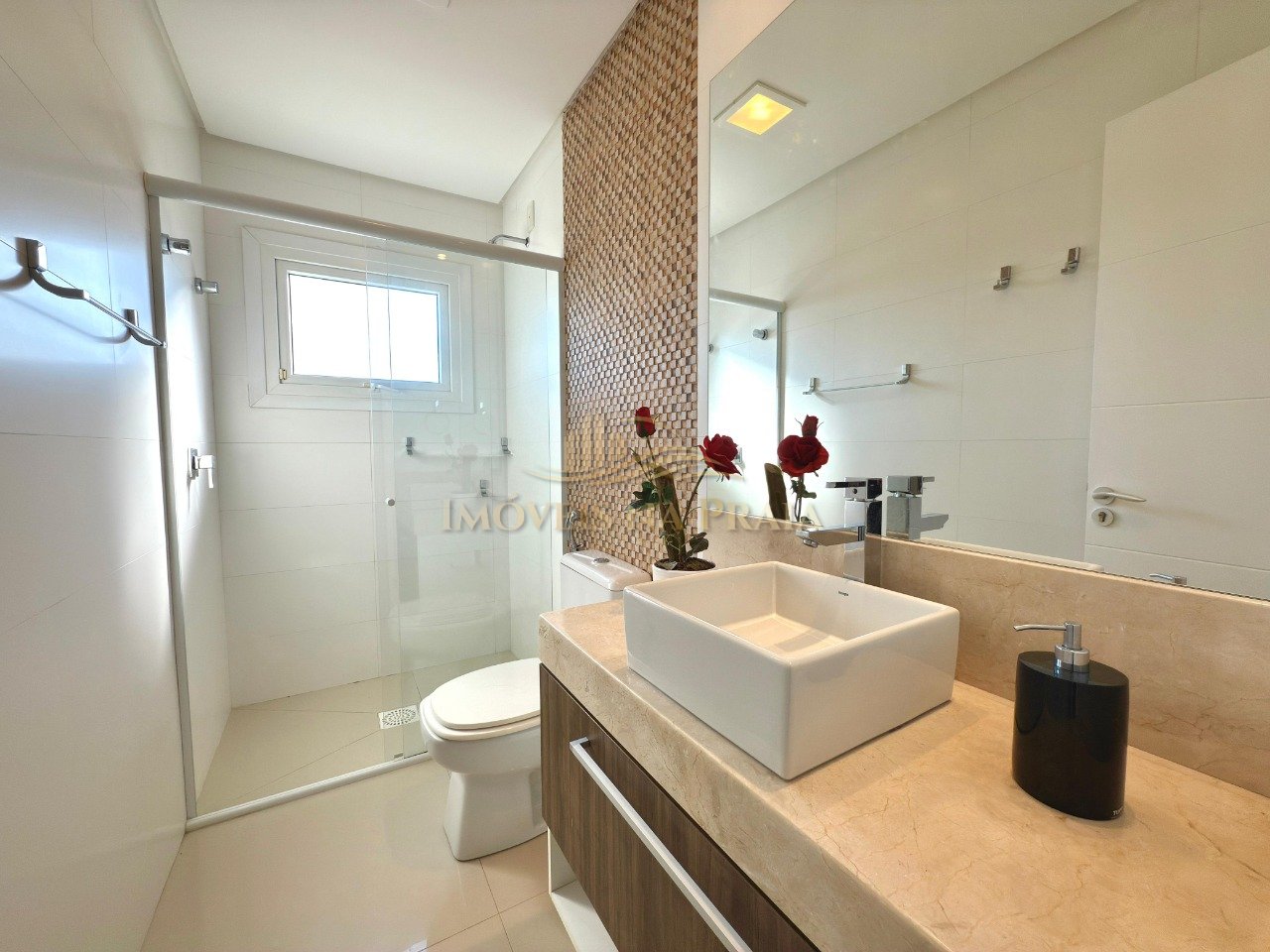 Foto 31 — Sobrado no Centro de Xangri-Lá