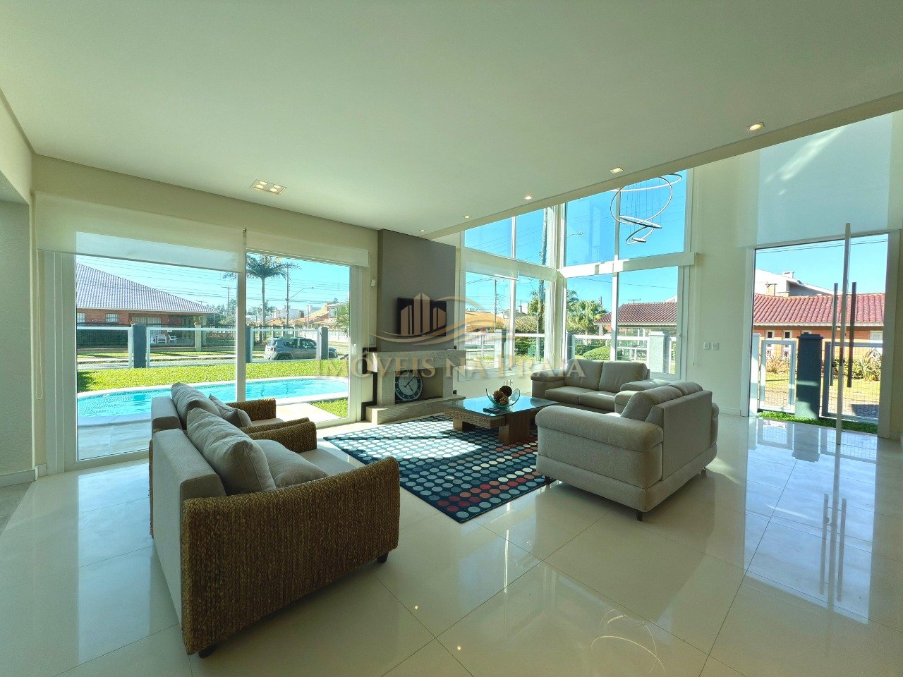 Foto 8 — Sobrado no Centro de Xangri-Lá