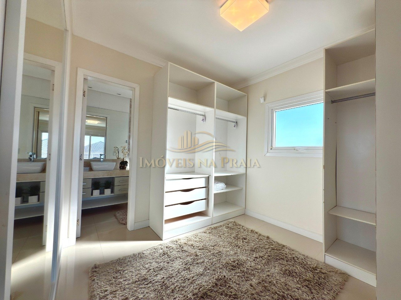 Foto 38 — Sobrado no Centro de Xangri-Lá