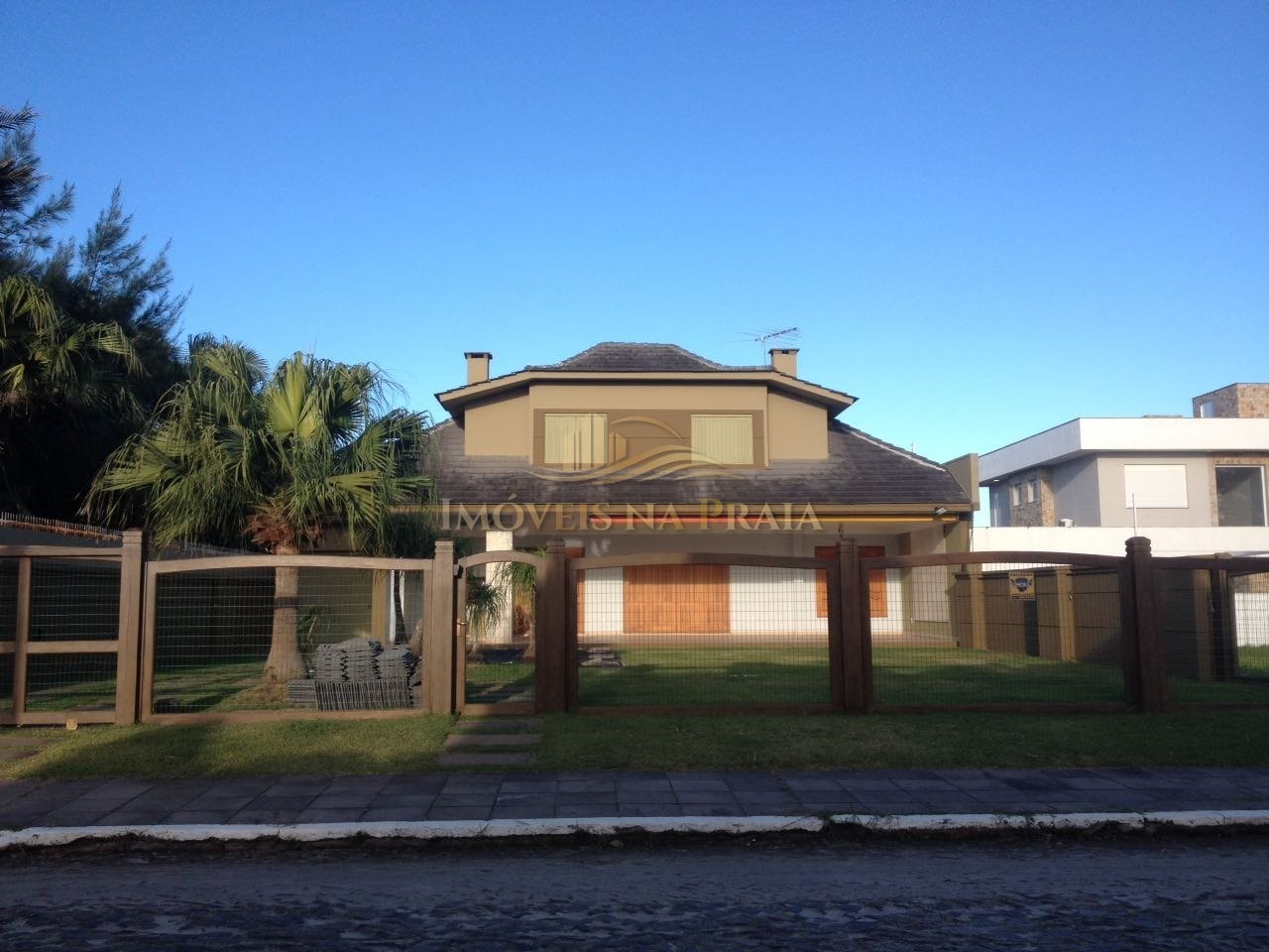 Casa 4 Dormitório(s) Bairro Atlântida