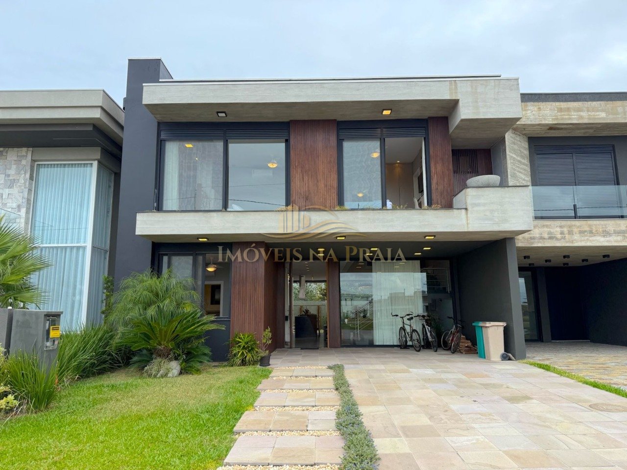 Foto 2 — Casa em Condomínio 5 dormitórios no bairro Sunset