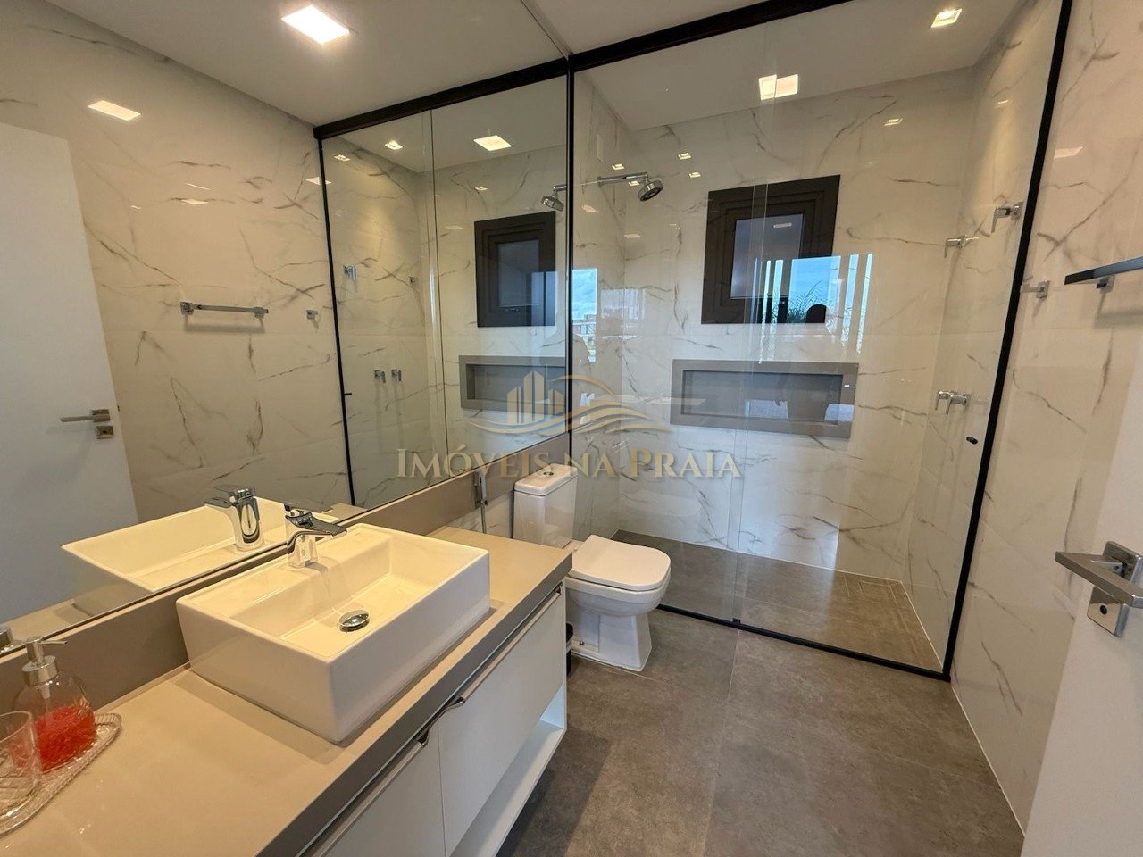 Foto 19 — Casa em Condomínio 5 dormitórios no bairro Sunset