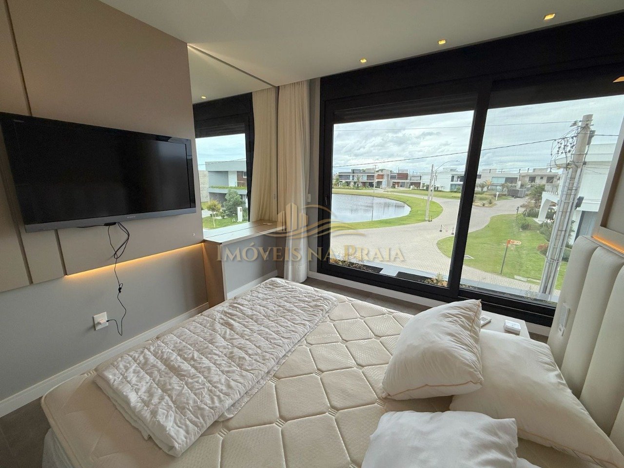 Foto 24 — Casa em Condomínio 5 dormitórios no bairro Sunset