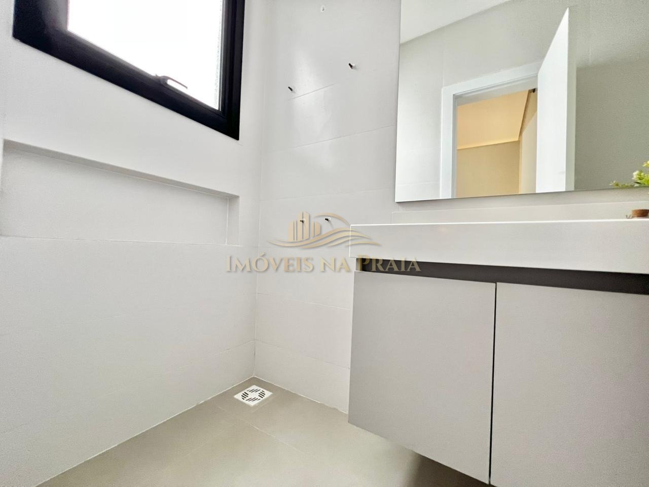 Foto 19 — Casa em Condomínio 4 dormitórios no bairro Sunset