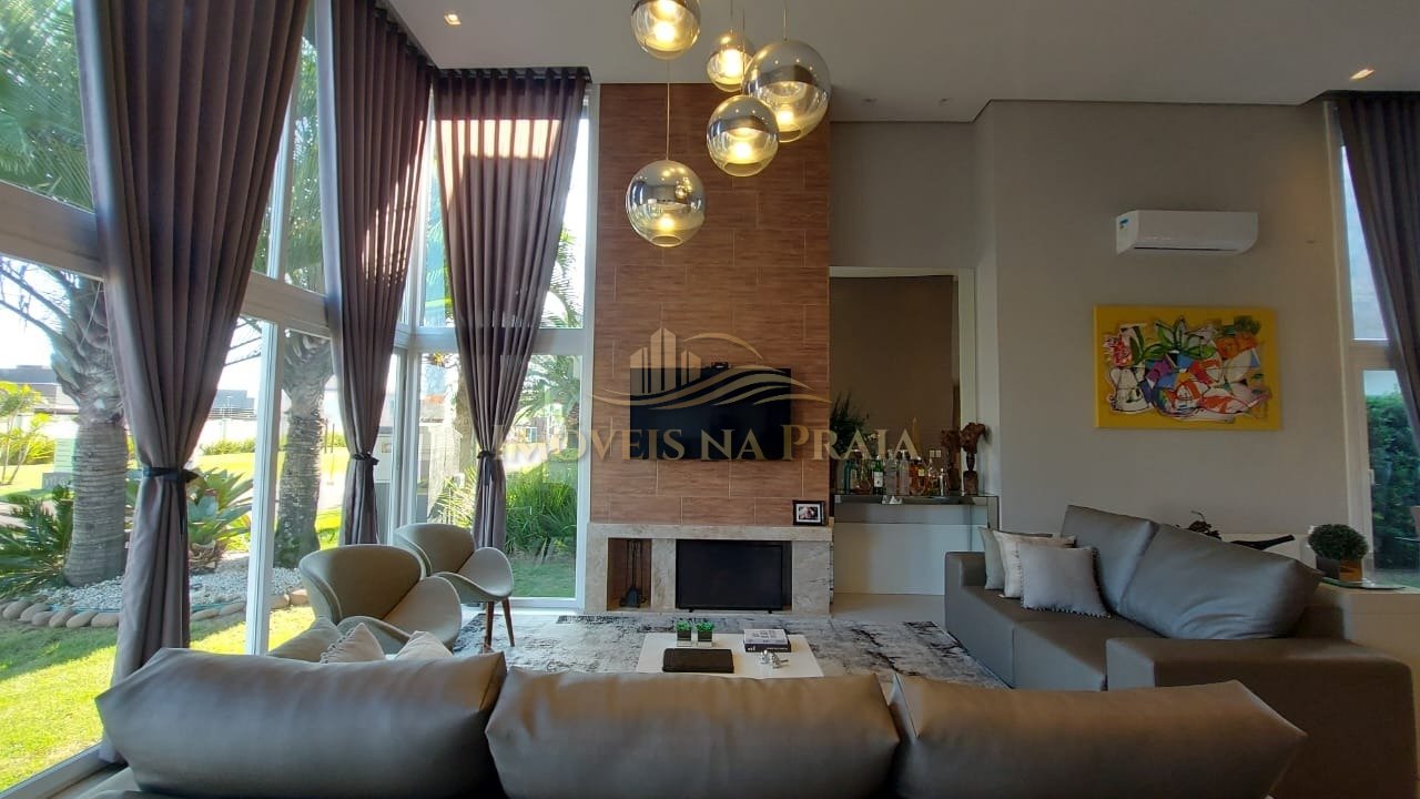 Foto 18 — Casa em Condomínio 4 Dormitório(s) Bairro Malibu B