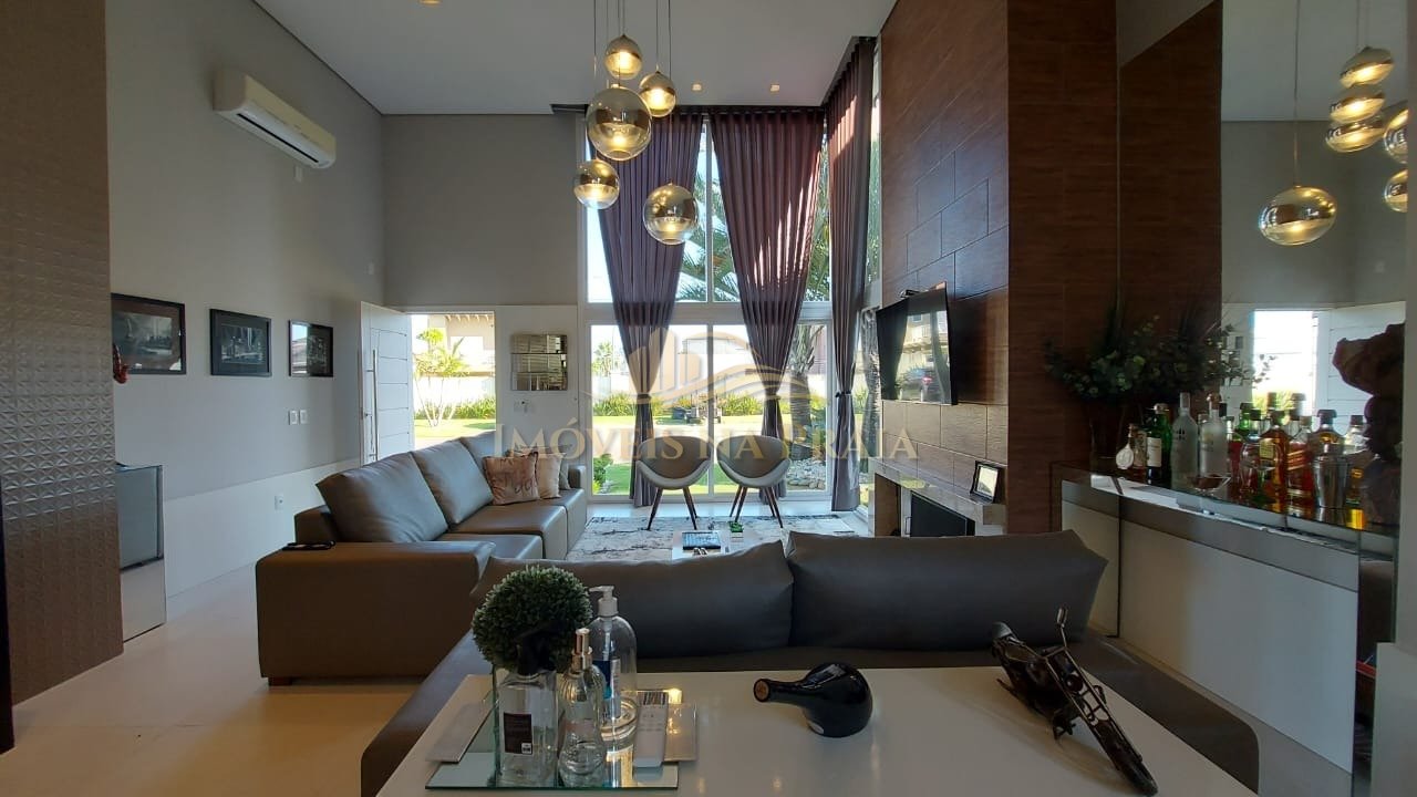 Foto 14 — Casa em Condomínio 4 Dormitório(s) Bairro Malibu B