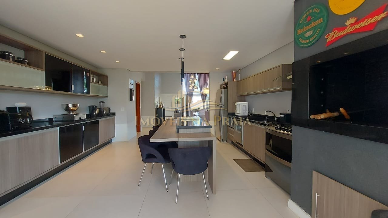 Foto 8 — Casa em Condomínio 4 Dormitório(s) Bairro Malibu B