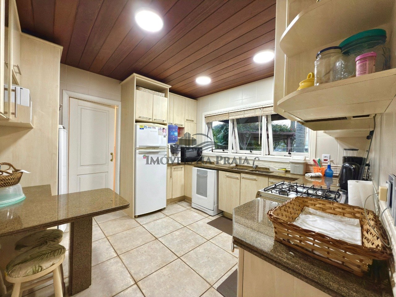 Foto 10 — Casa em Condomínio 5 dormitórios no bairro Atlântida Lagos Park