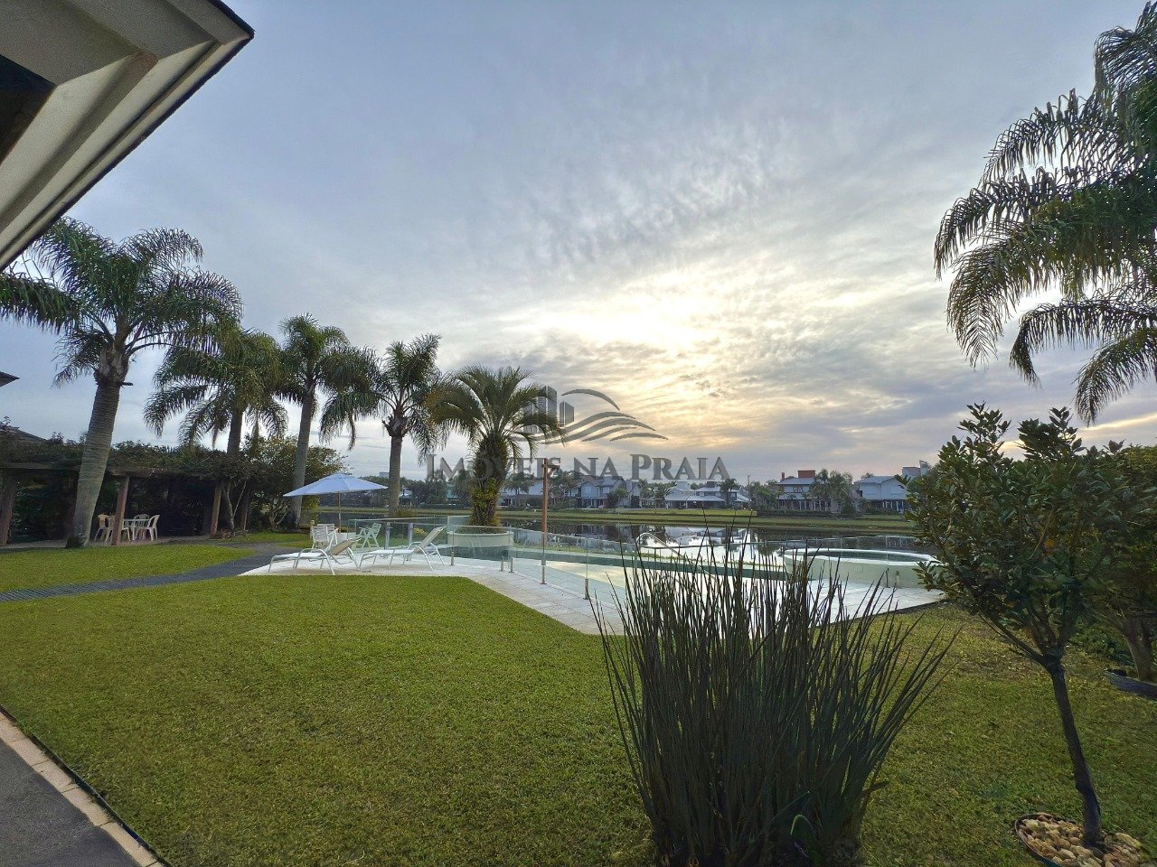 Foto 25 — Casa em Condomínio 5 dormitórios no bairro Atlântida Lagos Park