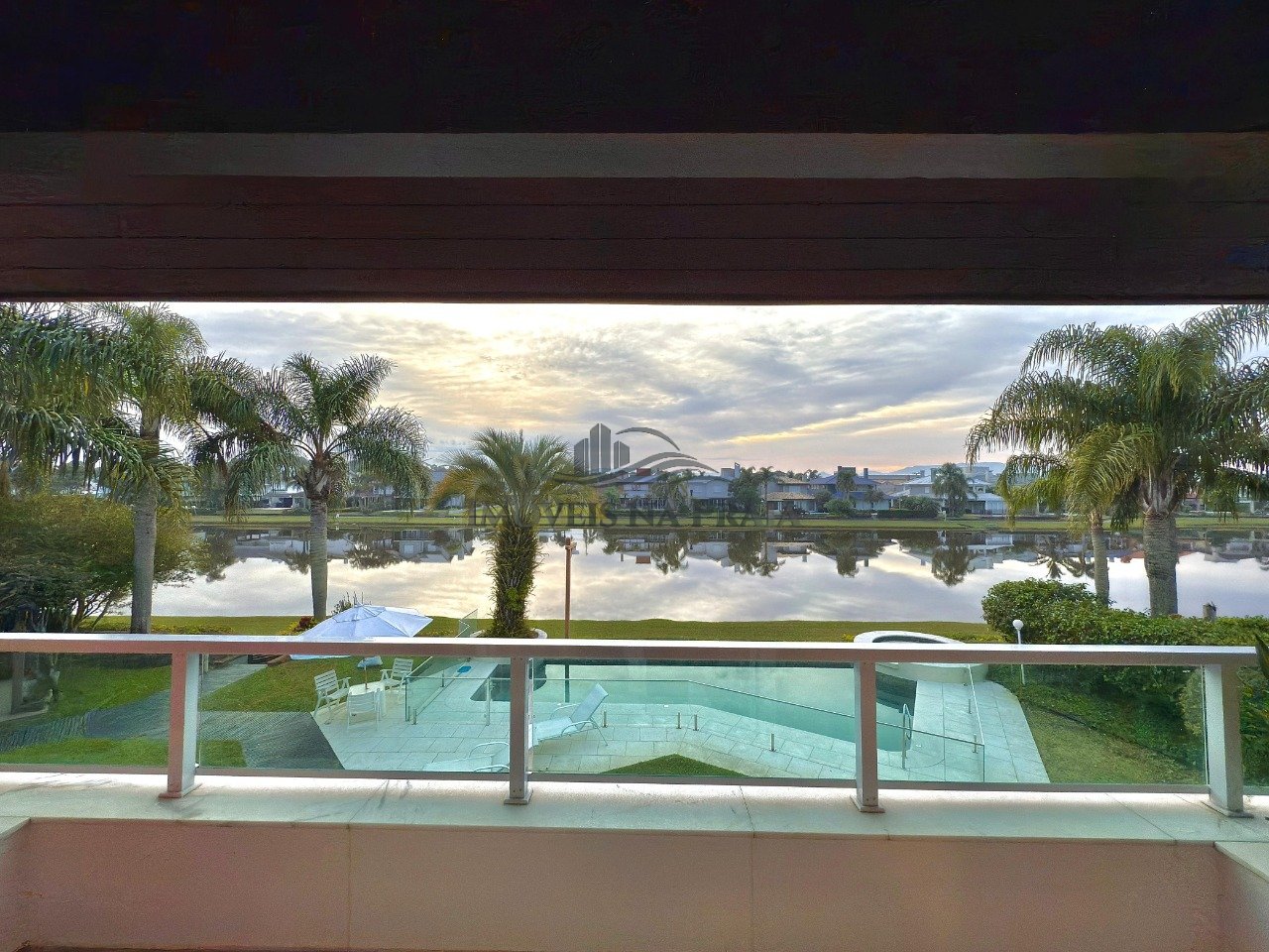 Foto 32 — Casa em Condomínio 5 dormitórios no bairro Atlântida Lagos Park