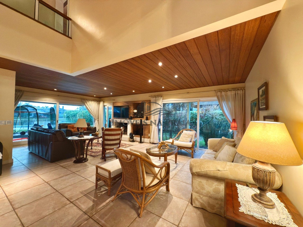 Foto 27 — Casa em Condomínio 5 dormitórios no bairro Atlântida Lagos Park