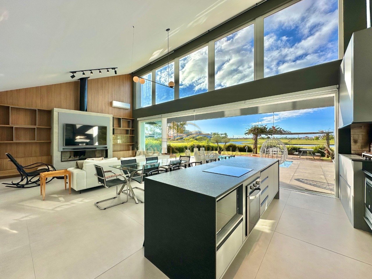 Foto 3 — Casa em Condomínio 4 dormitórios no bairro Green Village