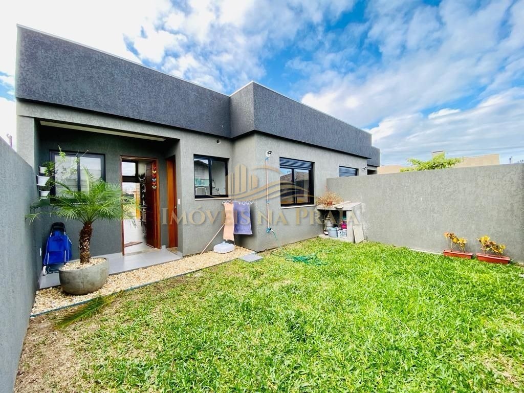 Foto 2 — Casa 2 dormitórios no bairro Noiva do Mar