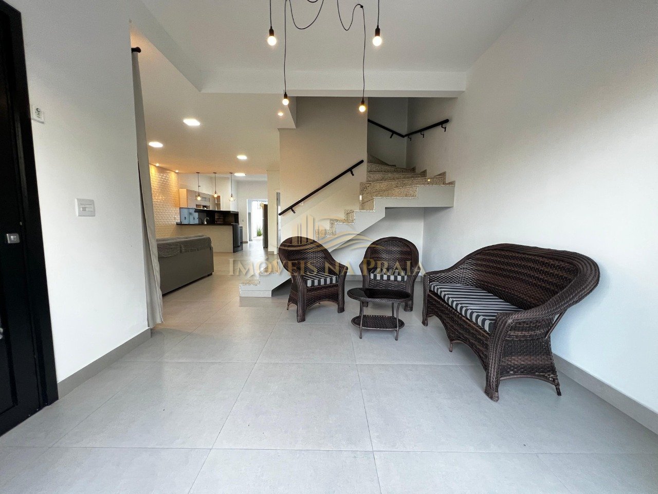 Duplex 4 dormitórios no bairro Centro