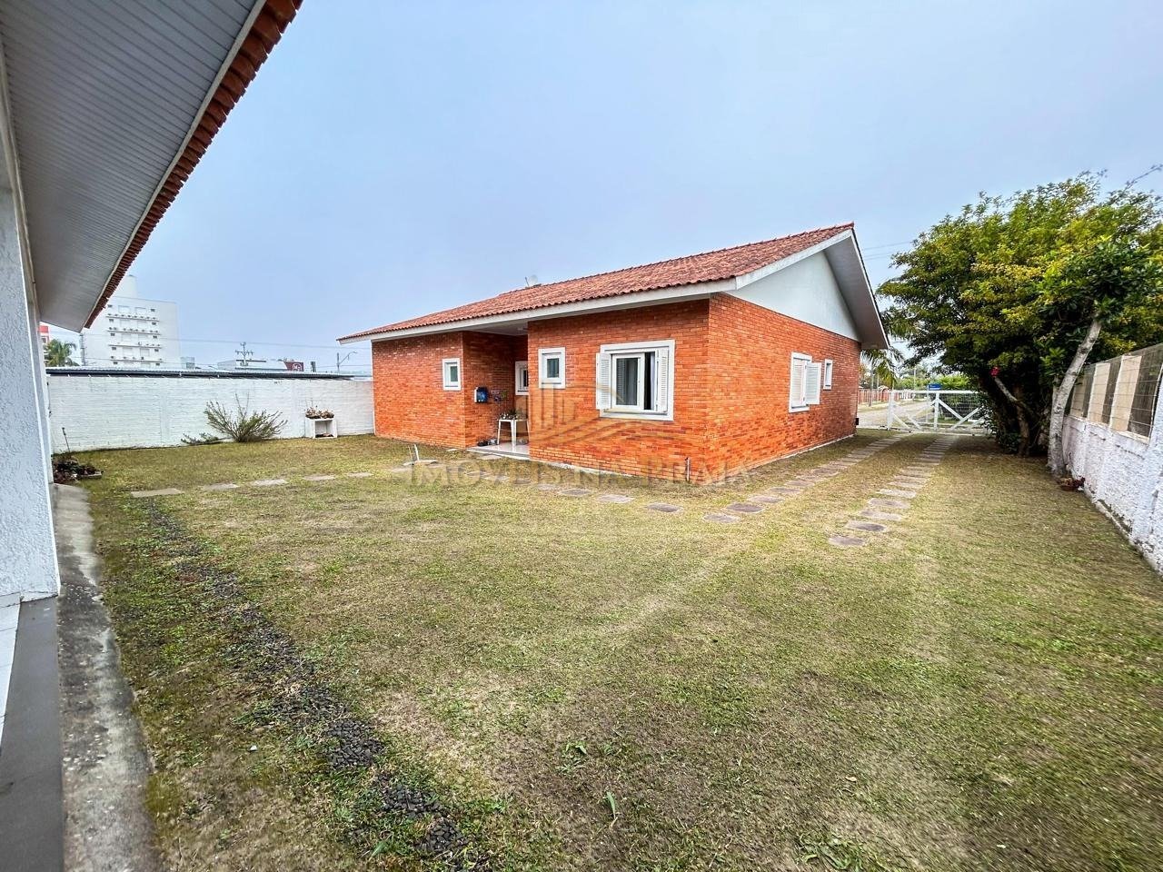 Foto 7 — Casa 4 dormitórios no bairro Atlântida