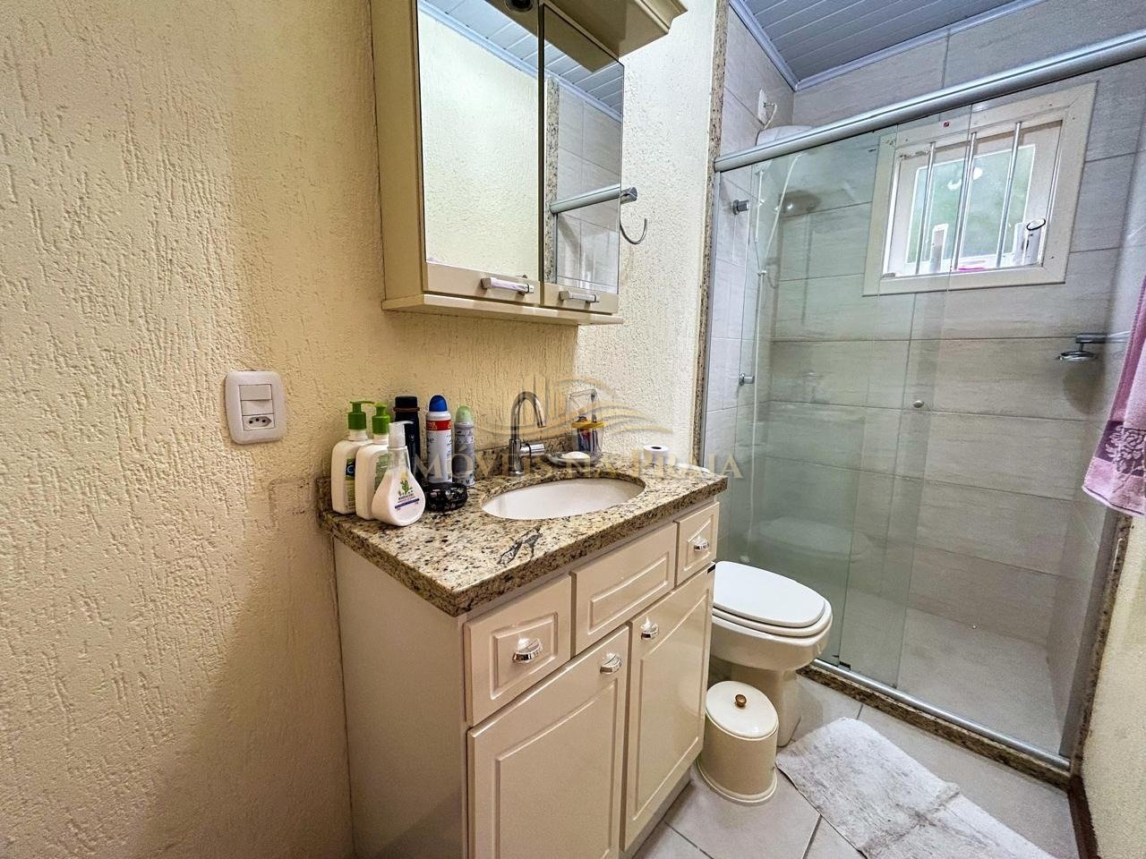 Foto 2 — Casa 4 dormitórios no bairro Atlântida