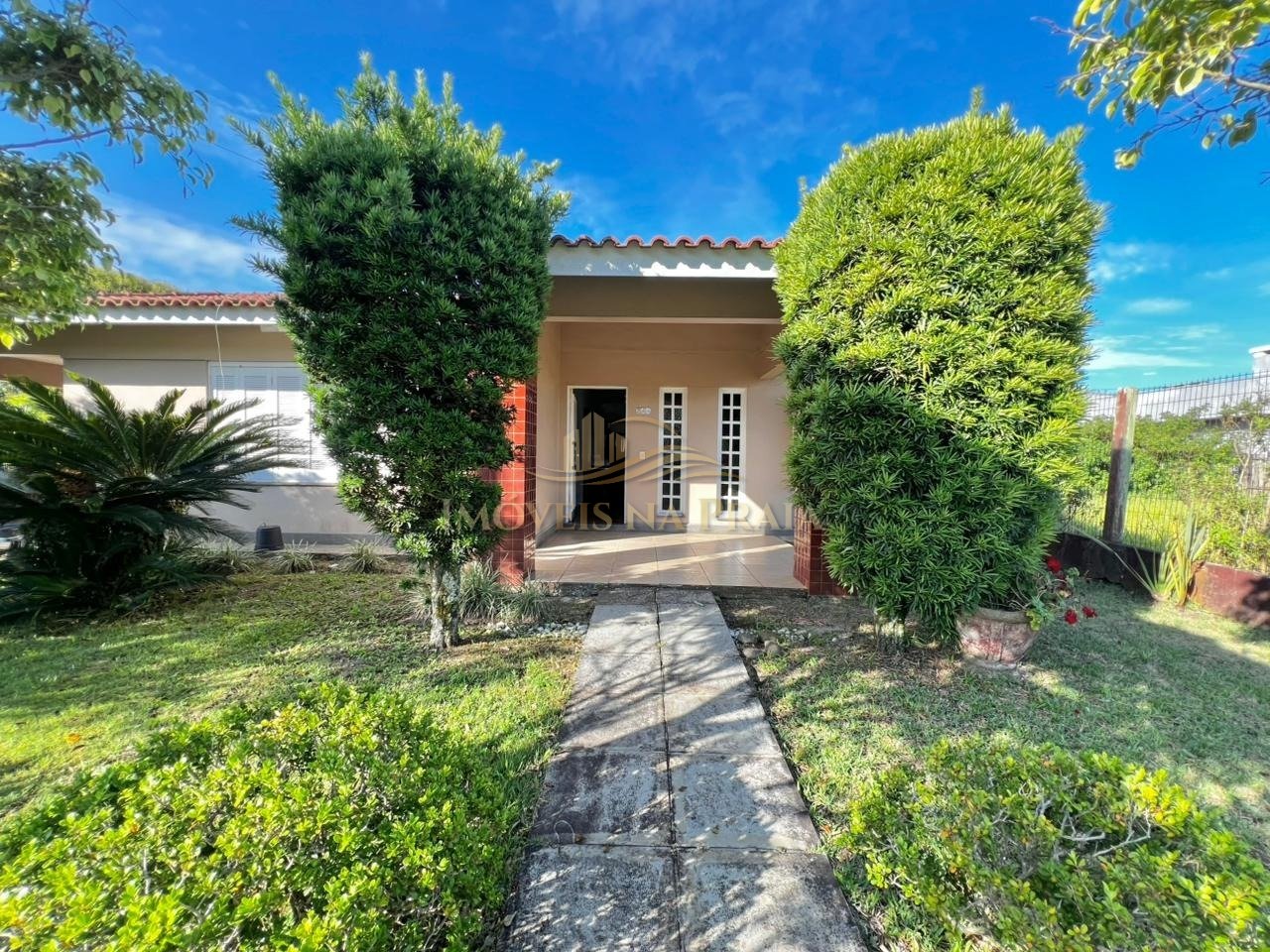 Casa 4 dormitórios no bairro Centro