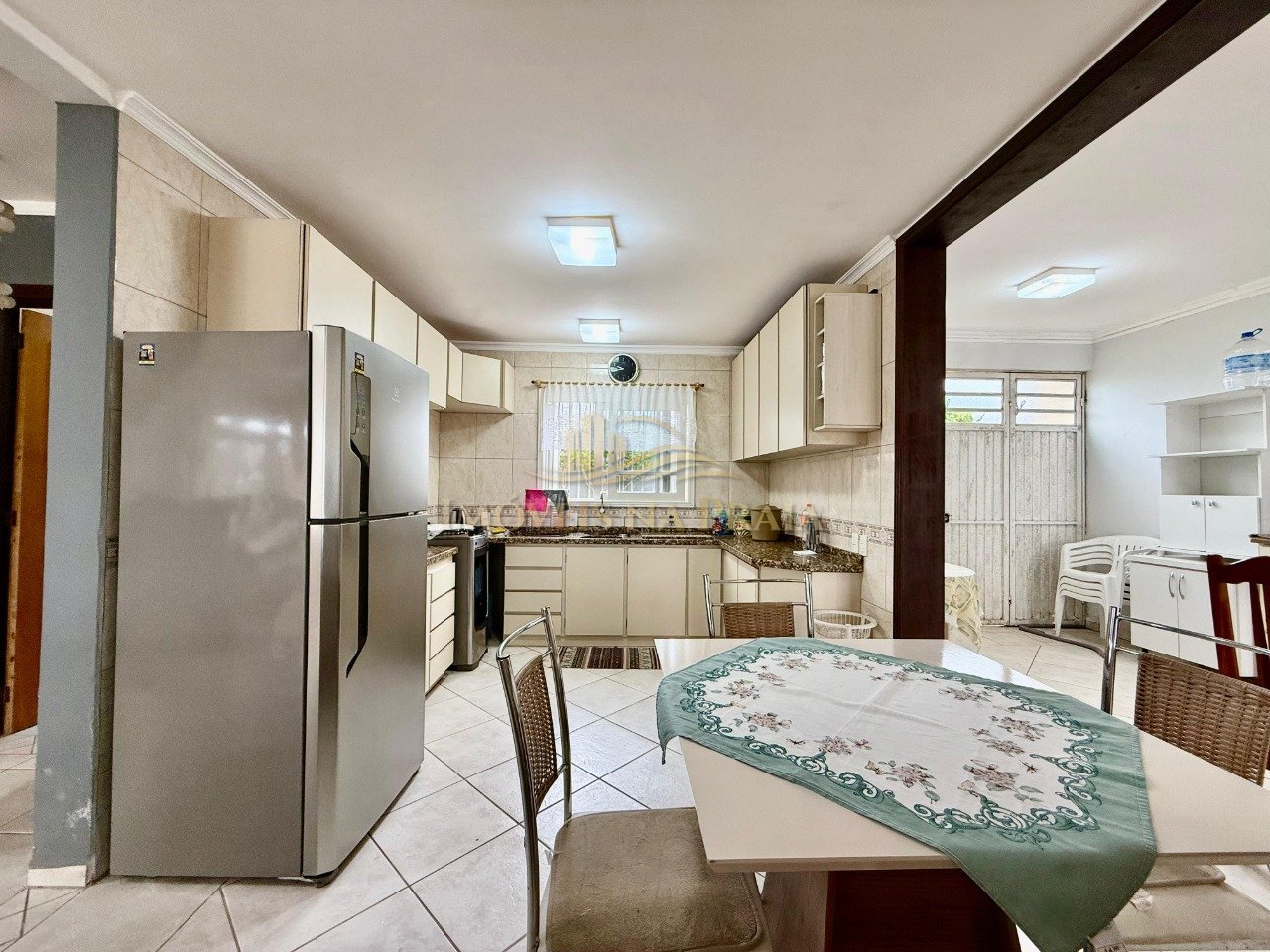 Foto 16 — Casa 4 dormitórios no bairro Noiva do Mar