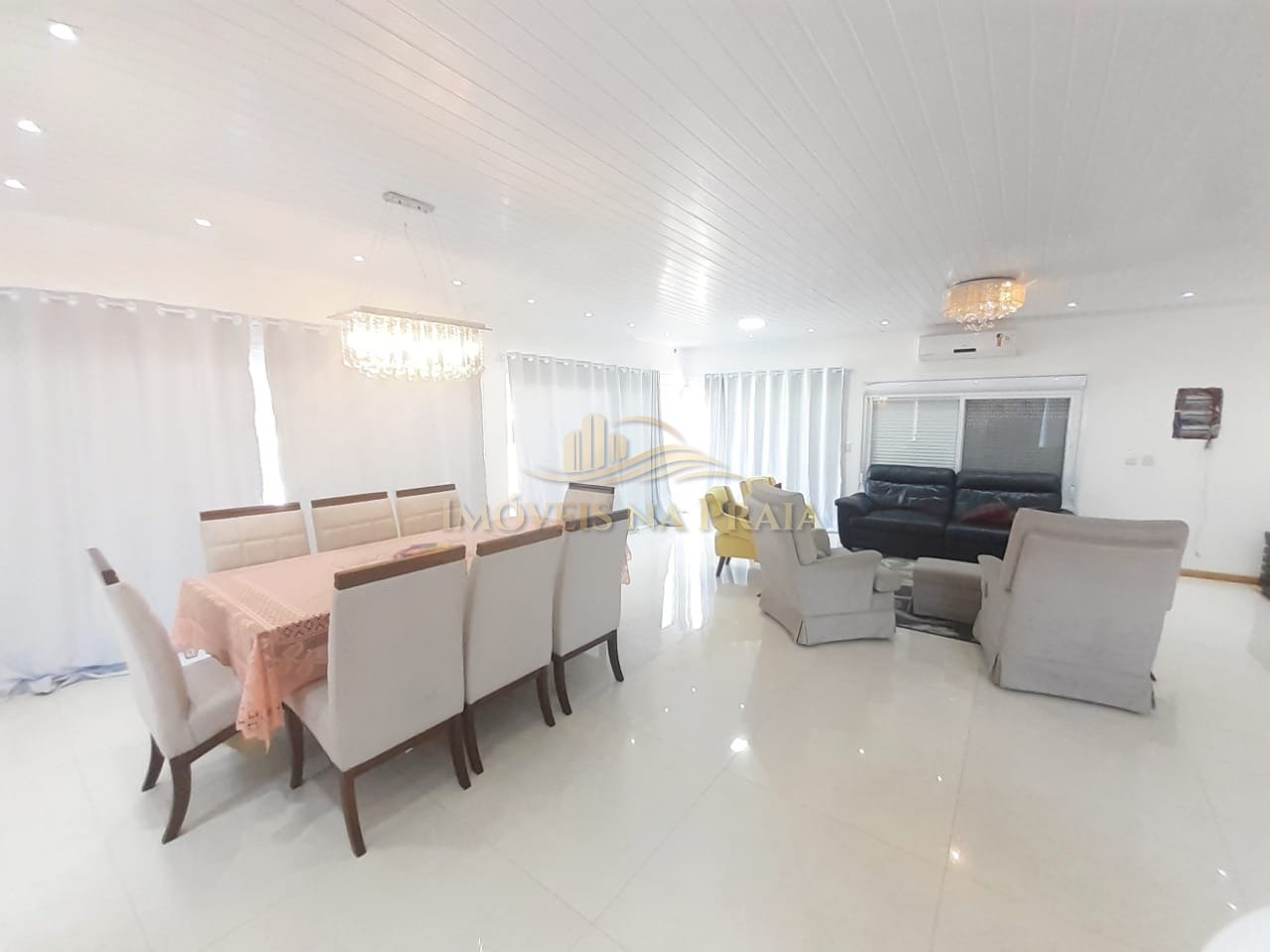 Foto 13 — Casa 4 dormitórios no bairro Centro