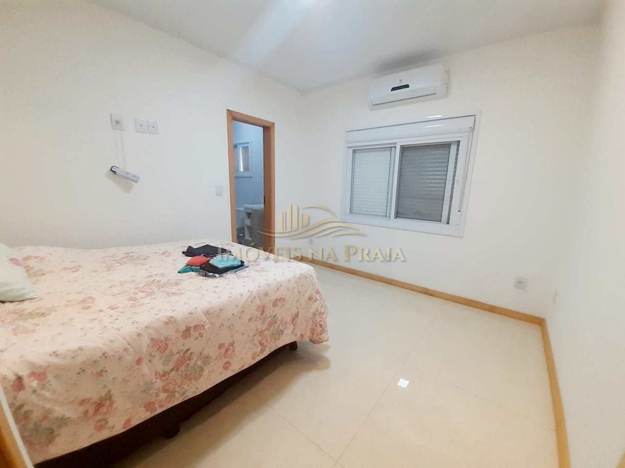 Foto 2 — Casa 4 dormitórios no bairro Centro